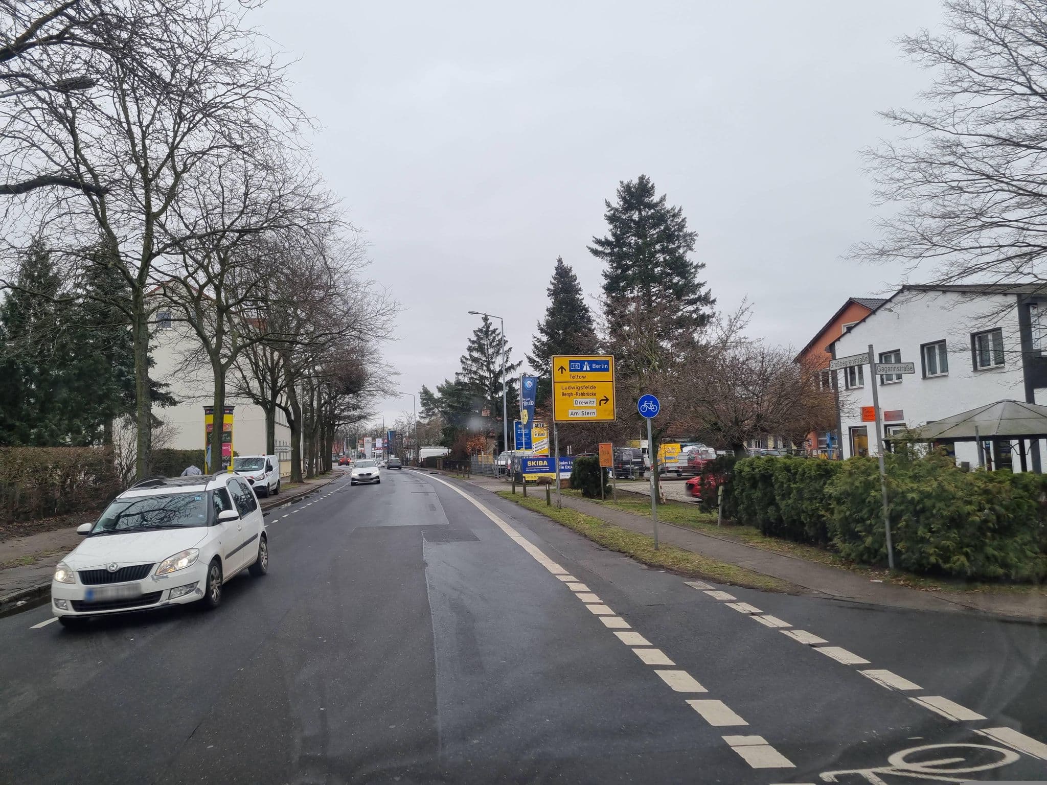 Street view near Pension am Filmpark, Potsdam — © dsmm (CC BY-SA · Mapillary)