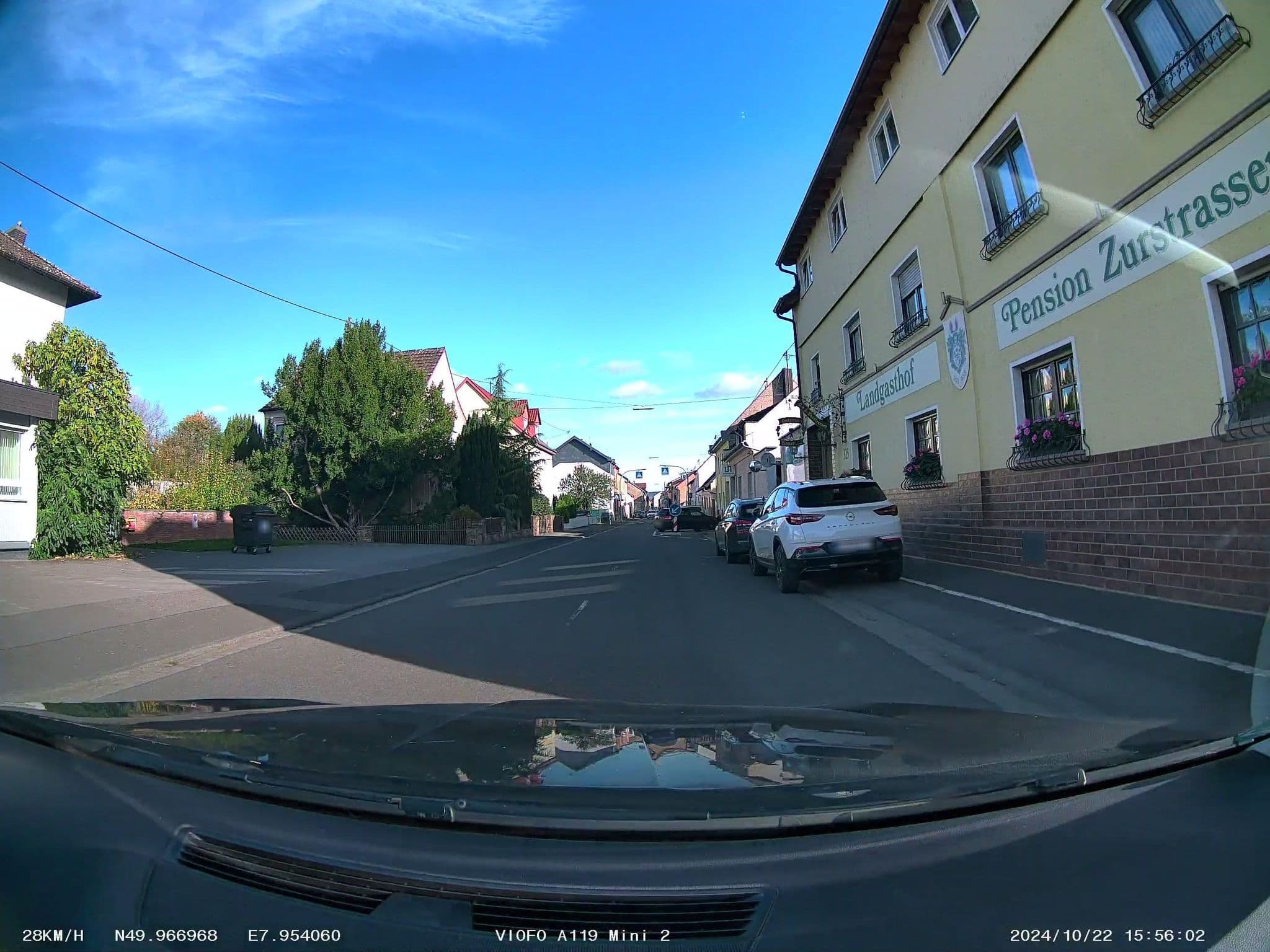 Street view near Landgasthof Zurstraßen, Geisenheim — © soulcover (CC BY-SA · Mapillary)