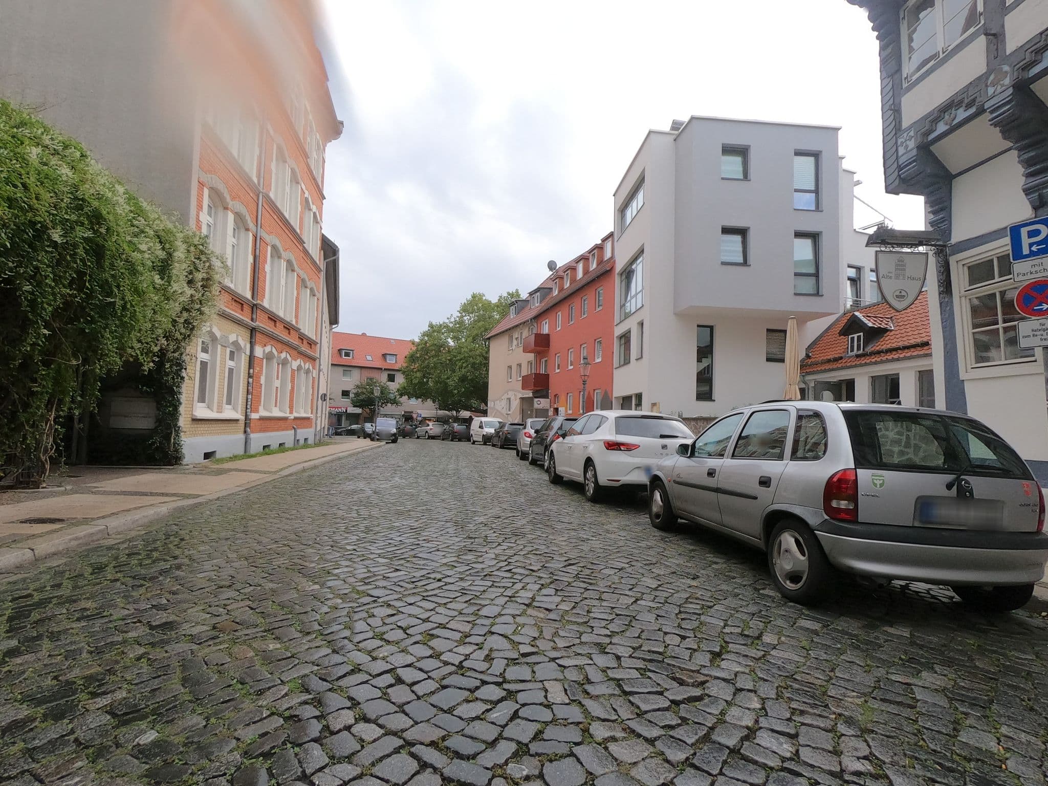 Street view near Ritter St. Georg, Stadtkern — © u14183 (CC BY-SA · Mapillary)
