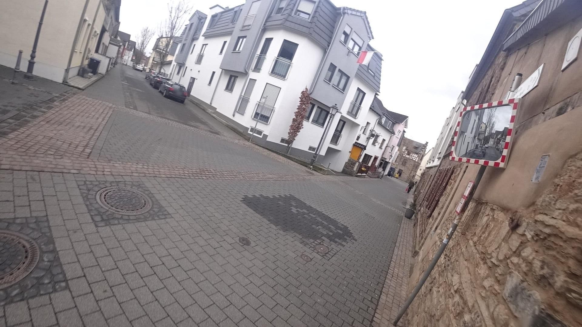 Street view near Lieblingsplatz, Bad Neuenahr-Ahrweiler — © Stifttwoslp (CC BY-SA · Mapillary)