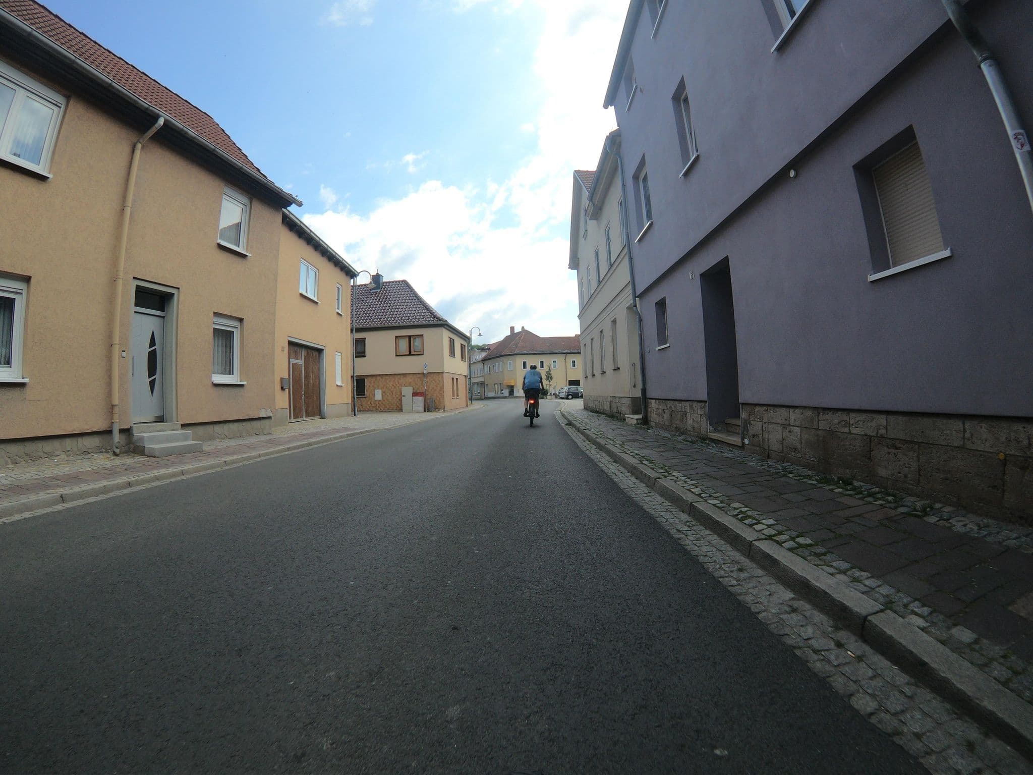 Street view near Ferienwohnungen Ilmradweg, Kranichfeld — © hollihot (CC BY-SA · Mapillary)
