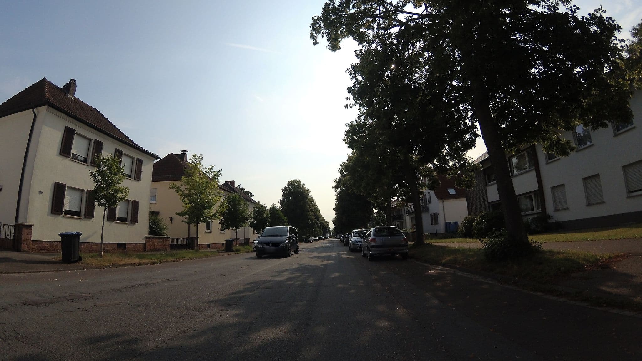 Street view near Gästehaus - Universität des Saarlandes, Homburg — © teddy73 (CC BY-SA · Mapillary)