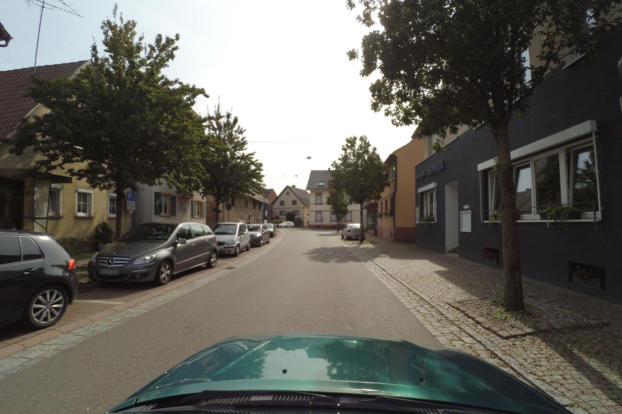Street view near Burger's Hotel, Kippenheim — © wegatest (CC BY-SA · Mapillary)