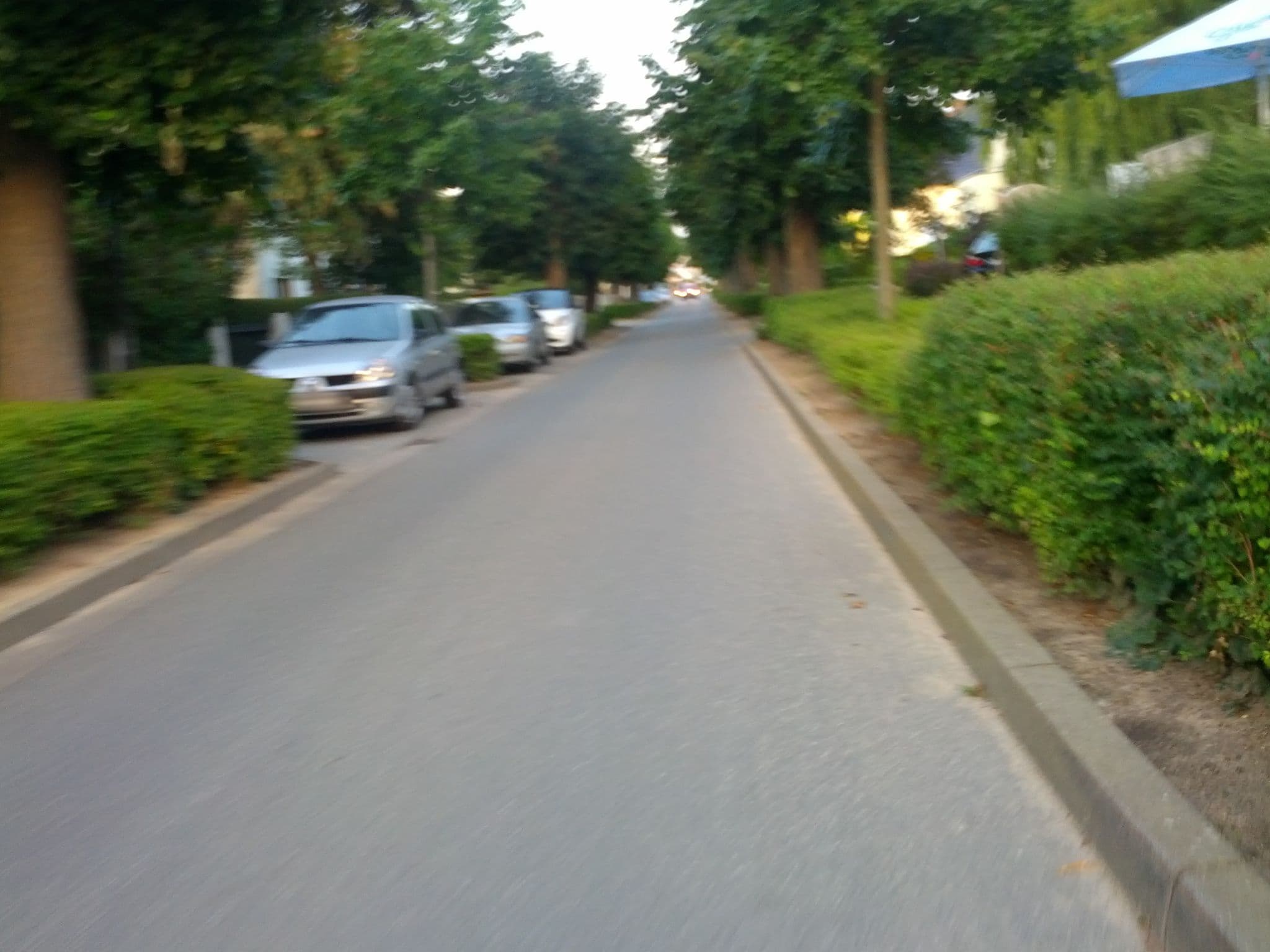 Street view near Villa Ludwigsburg, Ostseebad Kühlungsborn — © zoegglmeyr (CC BY-SA · Mapillary)