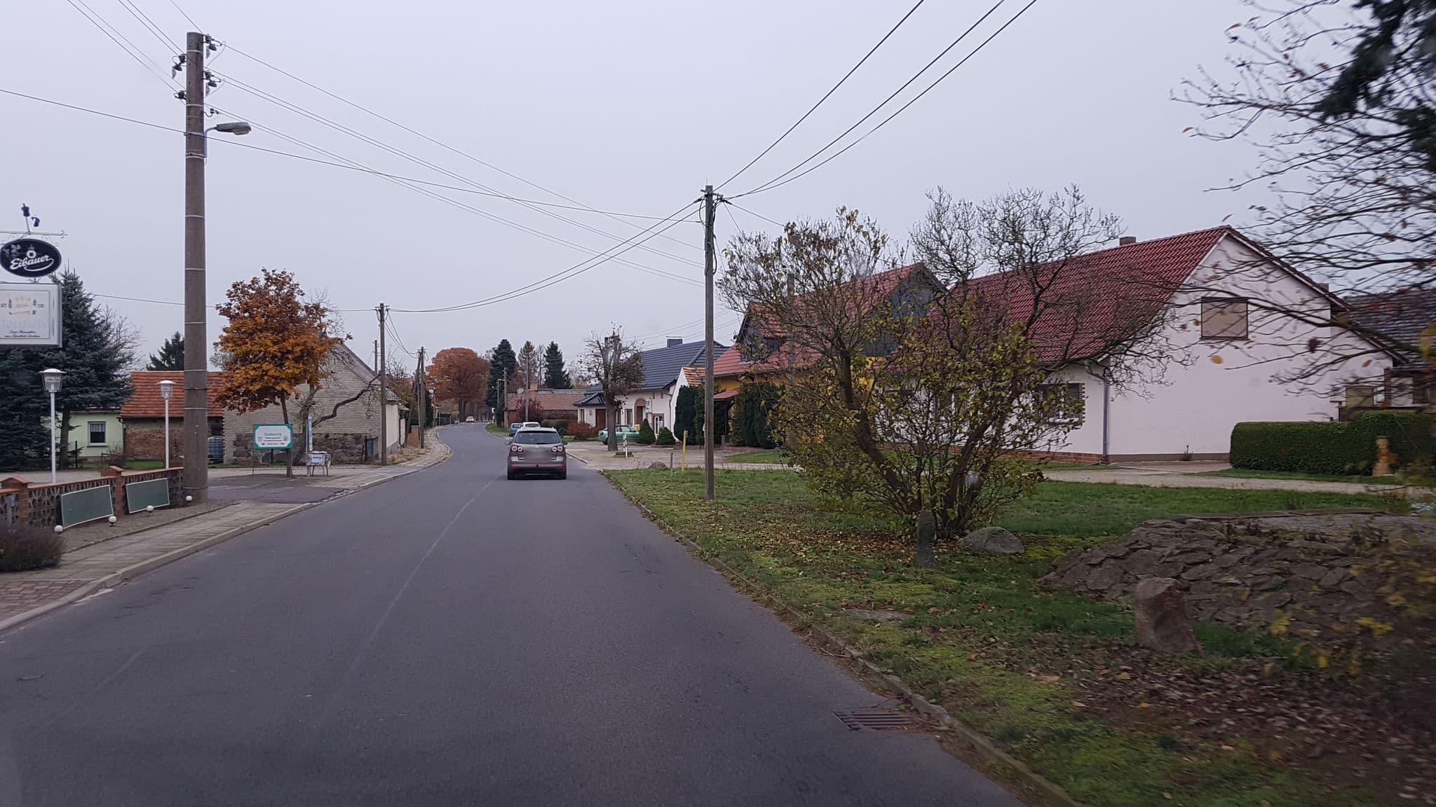 Street view near Gaststätte Lubusch, Crinitz — © dsmm (CC BY-SA · Mapillary)