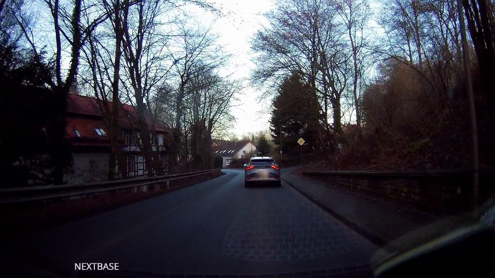 Street view near Haus des Gastes Papiermühle, Detmold — © derlipper (CC BY-SA · Mapillary)