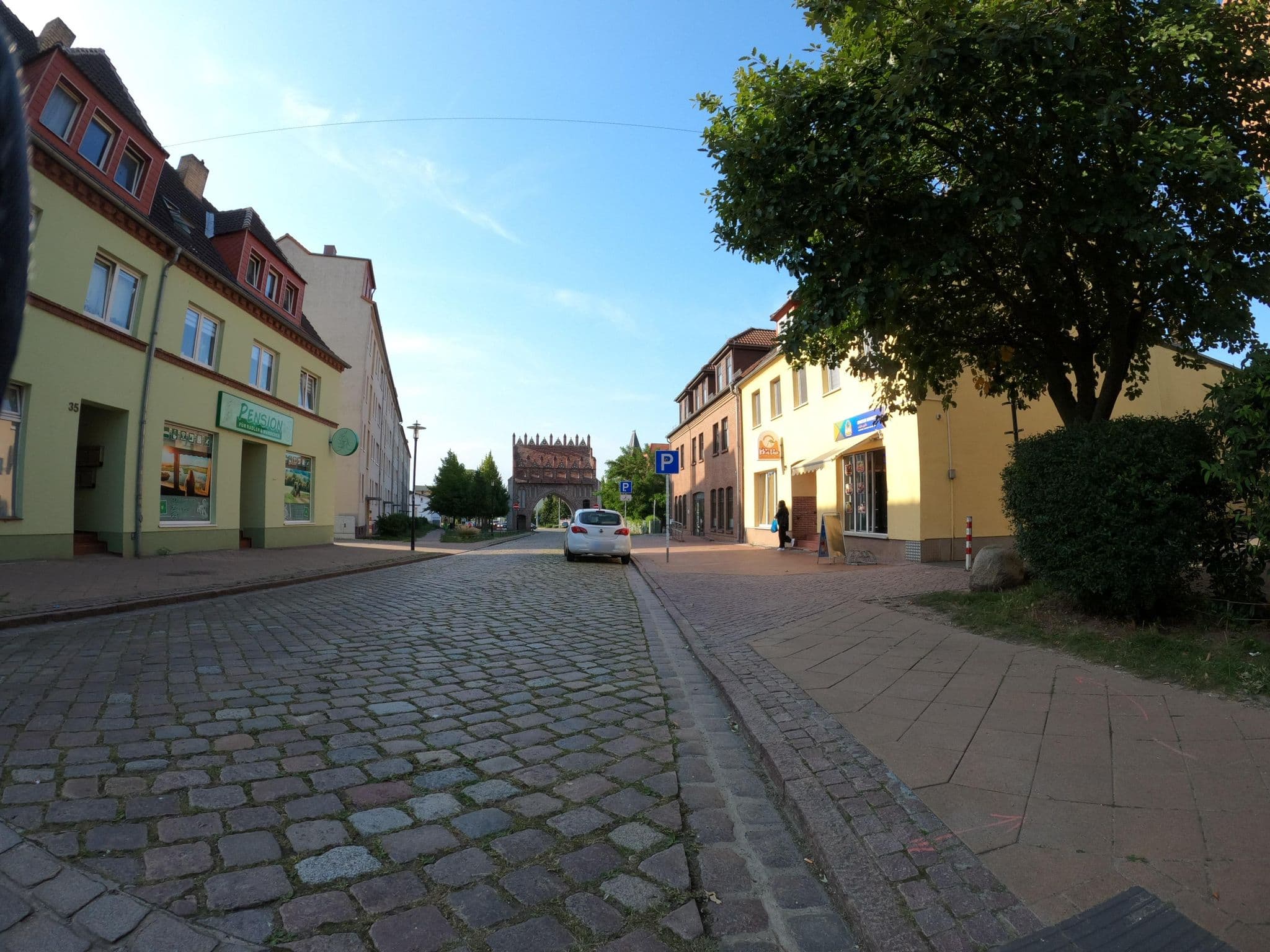 Street view near Pension für Radler & Wanderer, Malchin — © masterofnoroad (CC BY-SA · Mapillary)