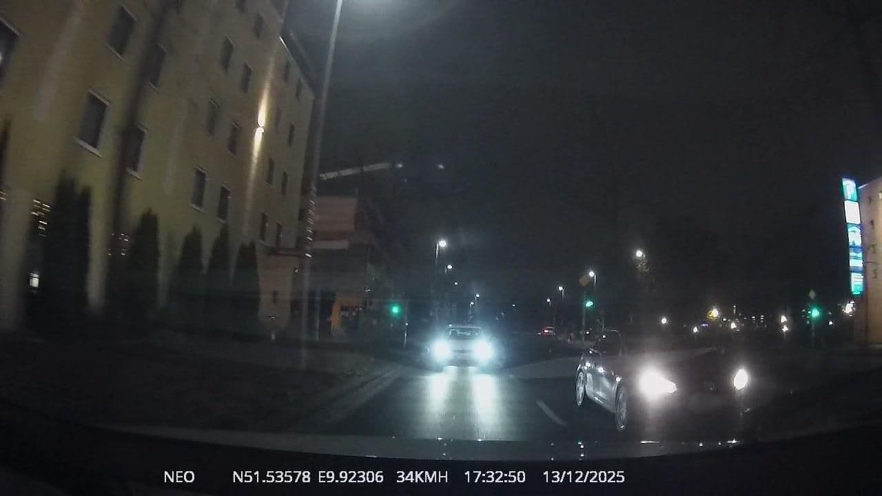 Street view near Four Points Flex, Göttingen — © TechniPorter (CC BY-SA · Mapillary)