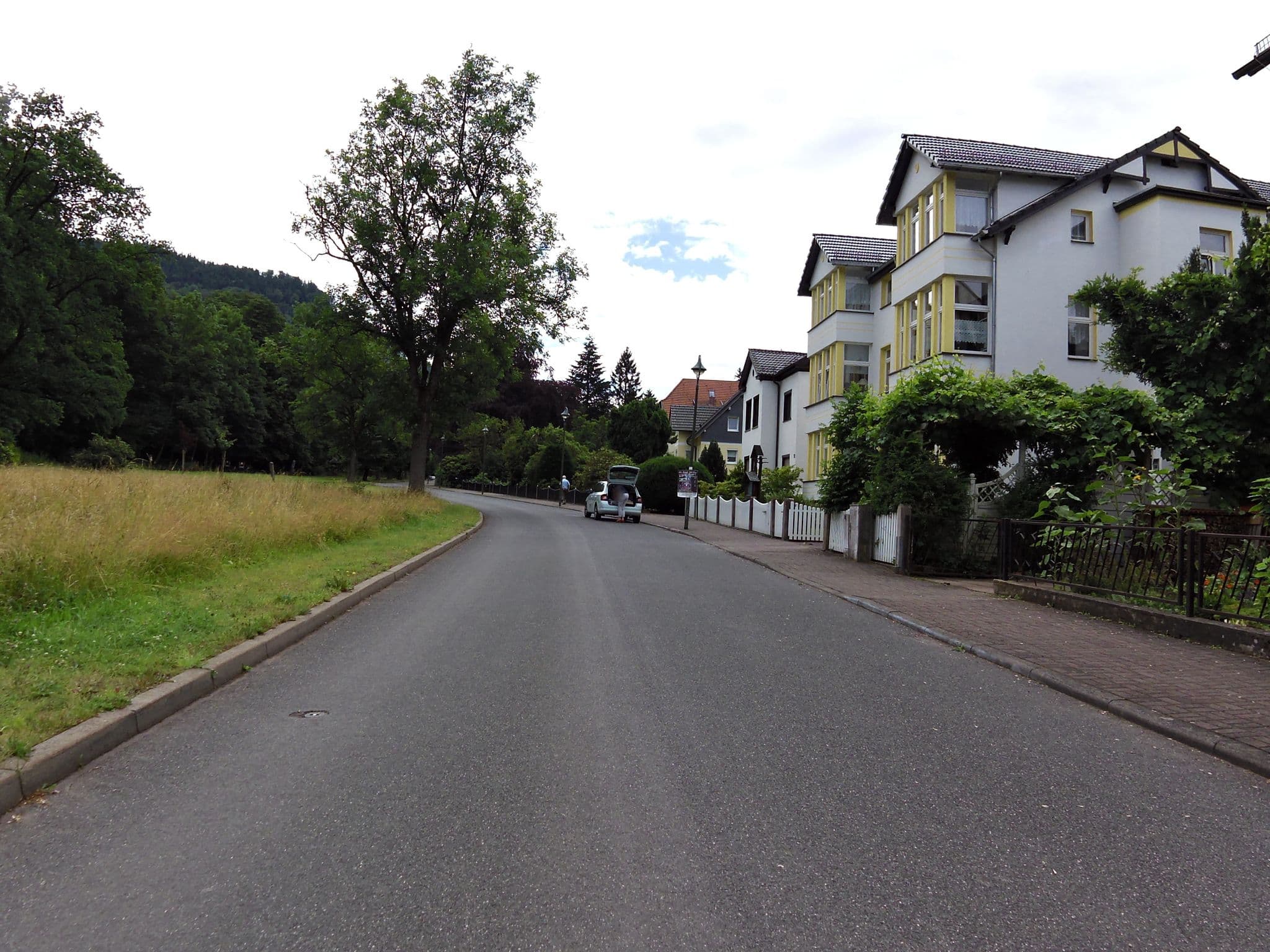 Street view near Pension Lauchagrund, Tabarz — © zoegglmeyr (CC BY-SA · Mapillary)