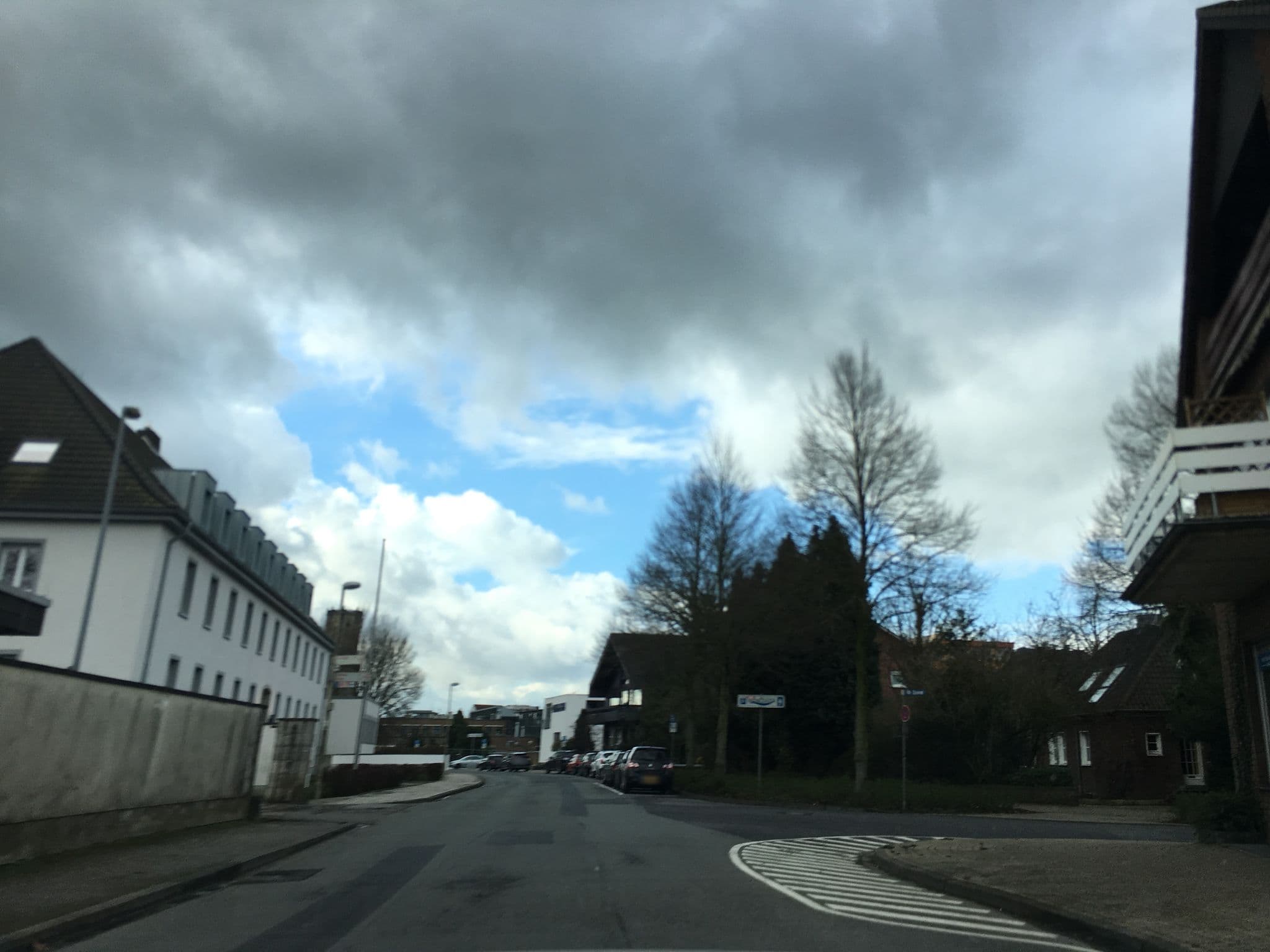 Street view near Am Rheinpark-DG, Emmerich — © raymond (CC BY-SA · Mapillary)