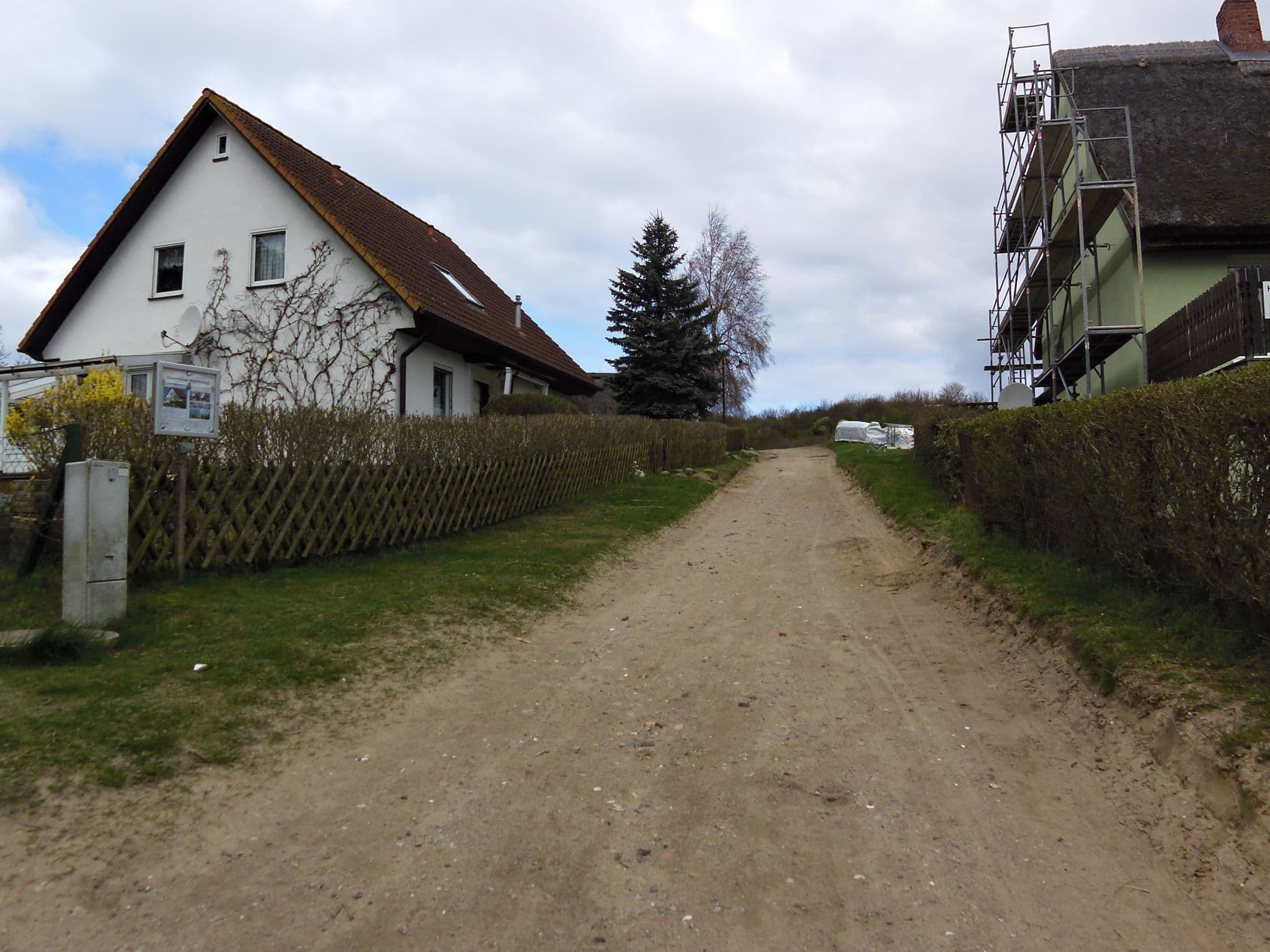 Street view near Ferienwohnung Karin Wenzlaff, Hiddensee — © zoegglmeyr (CC BY-SA · Mapillary)