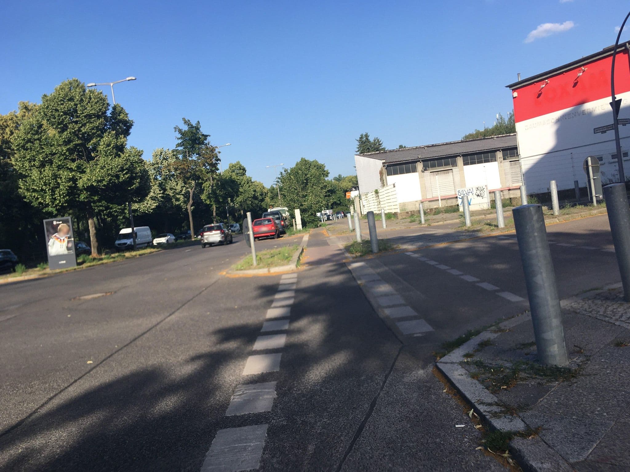 Street view near Shurgard einen Lagerraum mieten, Reinickendorf — © carlheinz (CC BY-SA · Mapillary)
