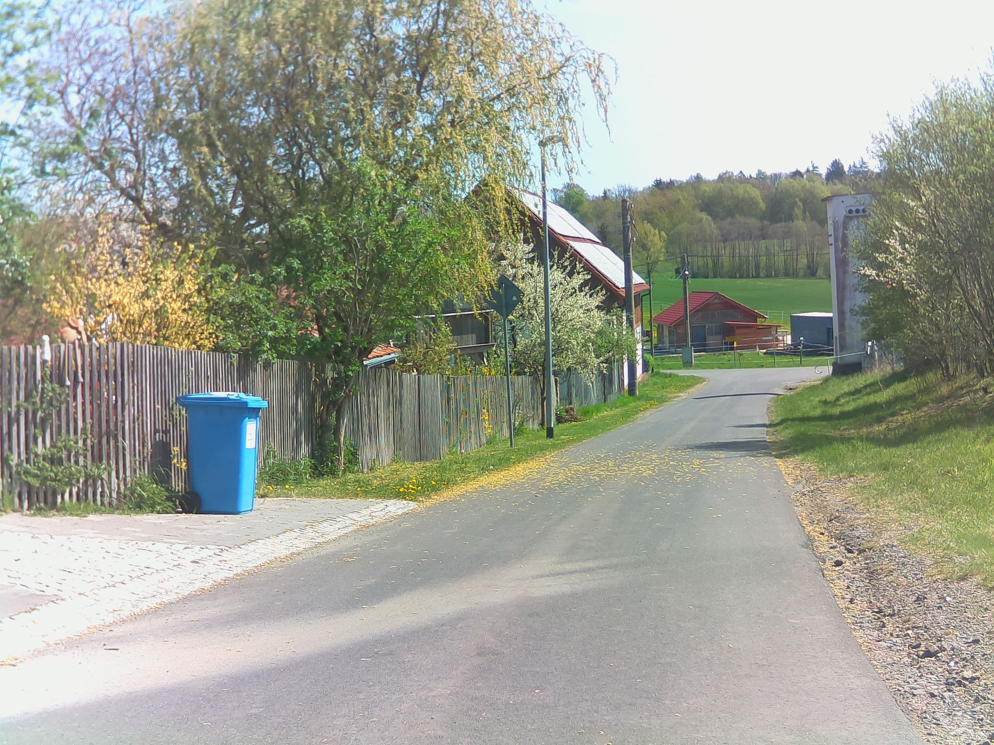 Street view near Ferienwohnung  Schwalbennest, Veilsdorf — © ramap (CC BY-SA · Mapillary)