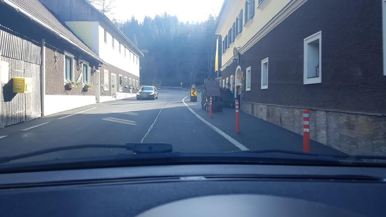 Street view near Deutscher Peter, Ferlach — © mik007 (CC BY-SA · Mapillary)