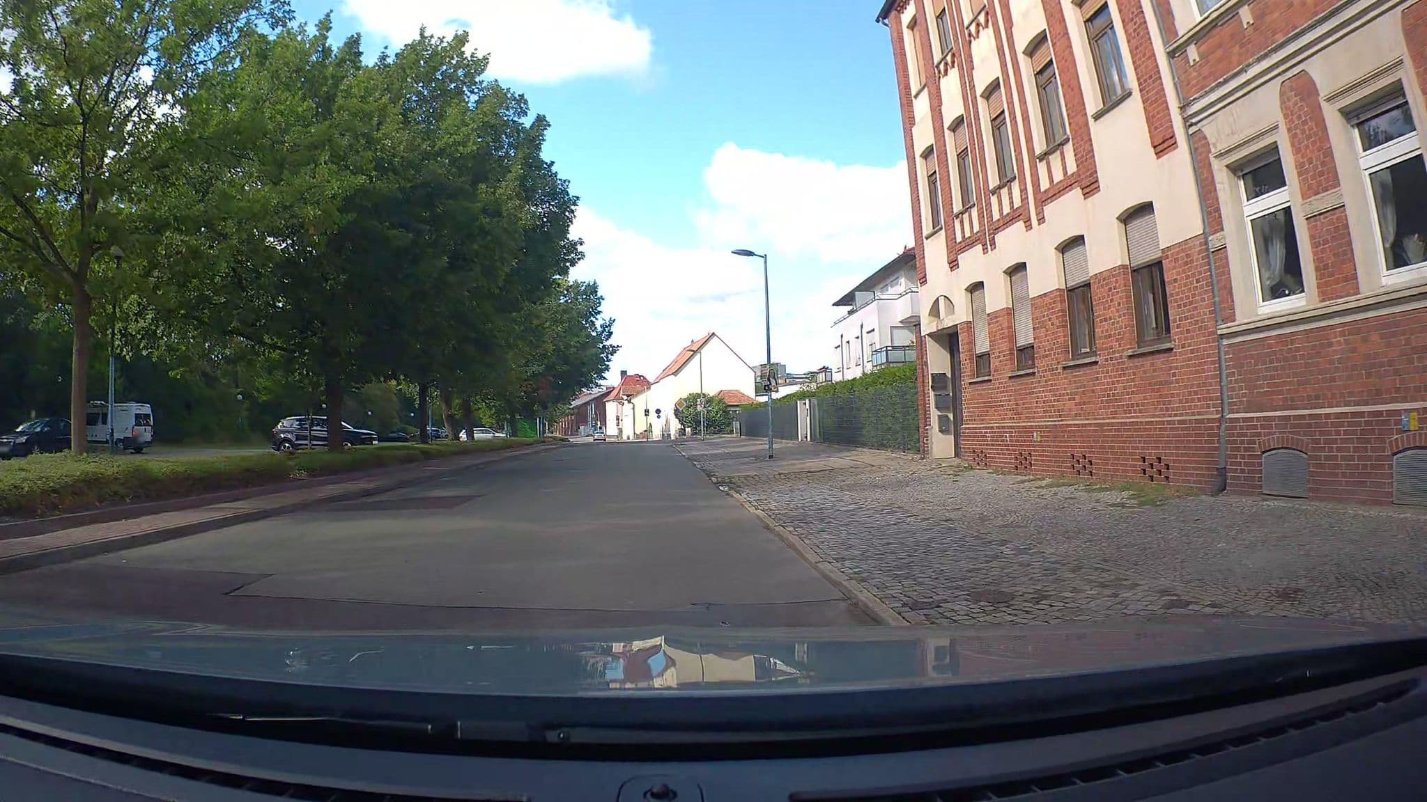 Street view near Pension "Am Nordwall", Stendal — © poxonline (CC BY-SA · Mapillary)