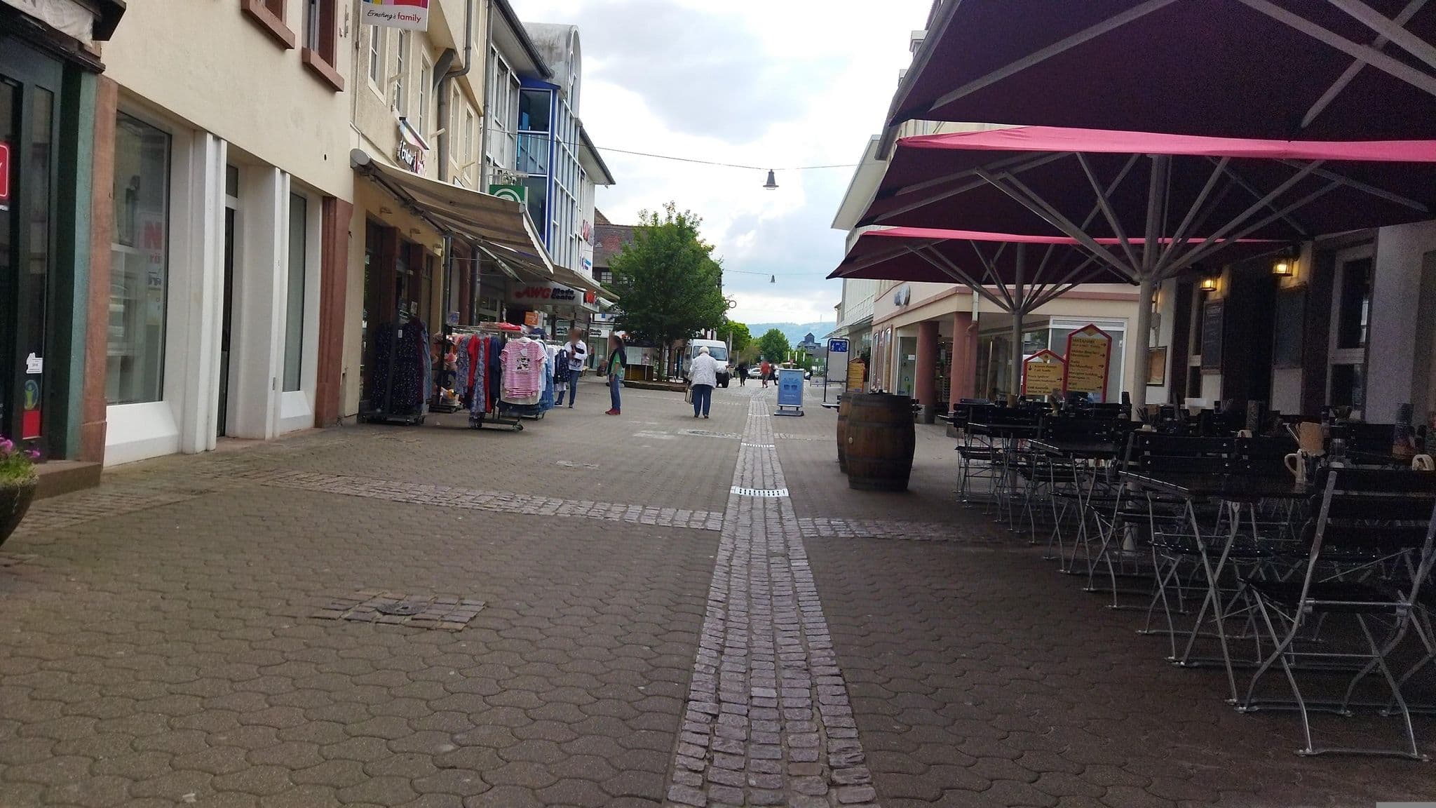 Street view near Goldener Hirsch, Mosbach — © changchun1 (CC BY-SA · Mapillary)
