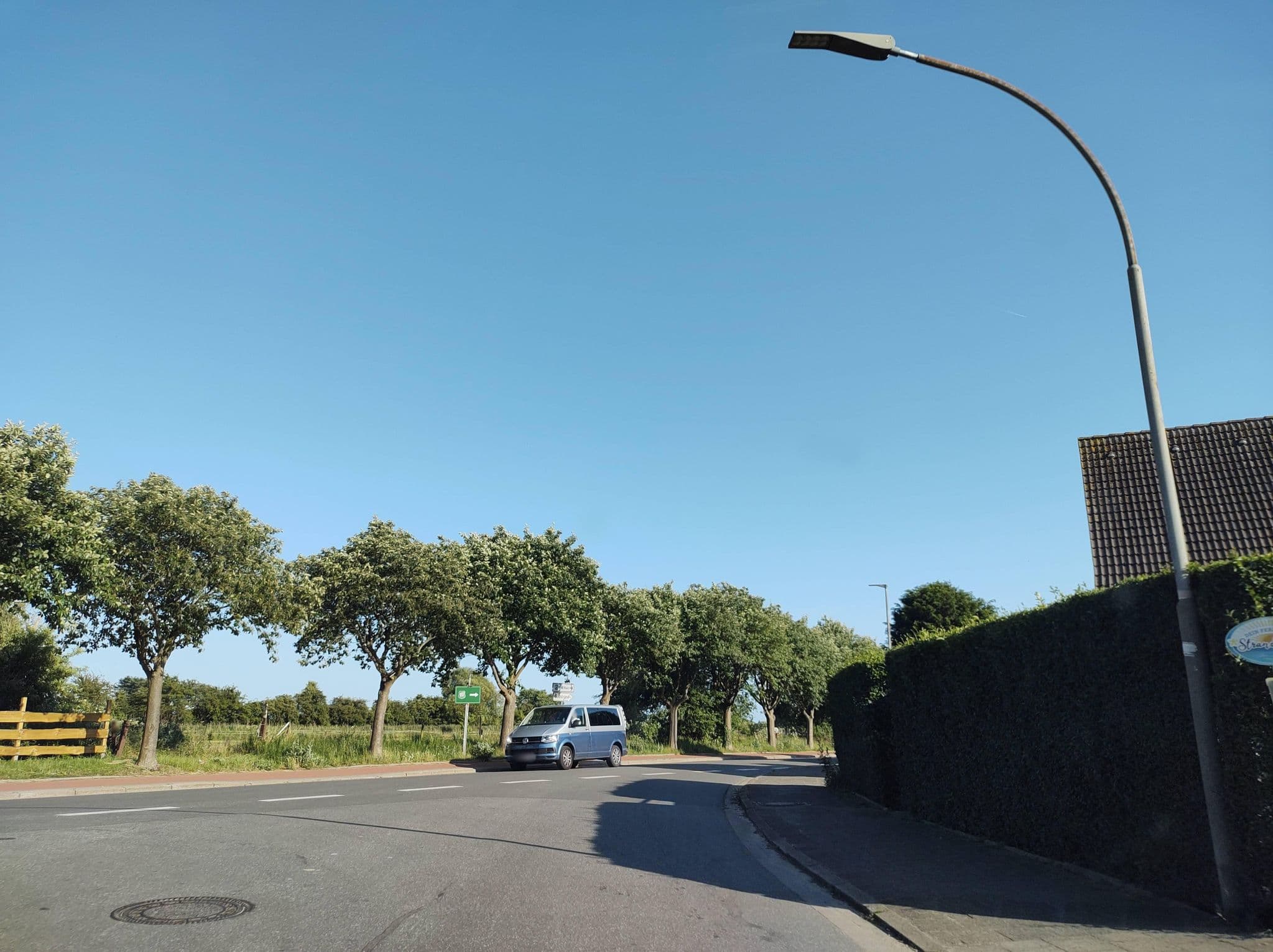 Street view near Dein Ferienhaus Strandstraße, Burg auf Fehmarn — © thetornado76 (CC BY-SA · Mapillary)