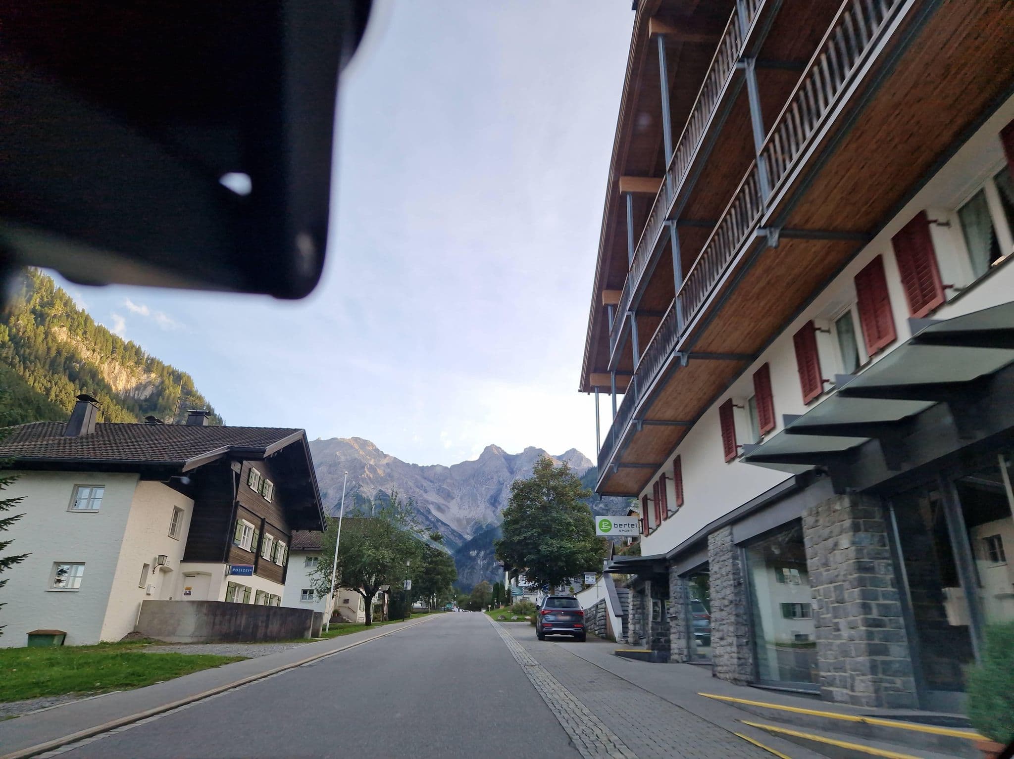 Street view near Biotel Bertel Natur-Appartements, Bürs — © mcliquid (CC BY-SA · Mapillary)