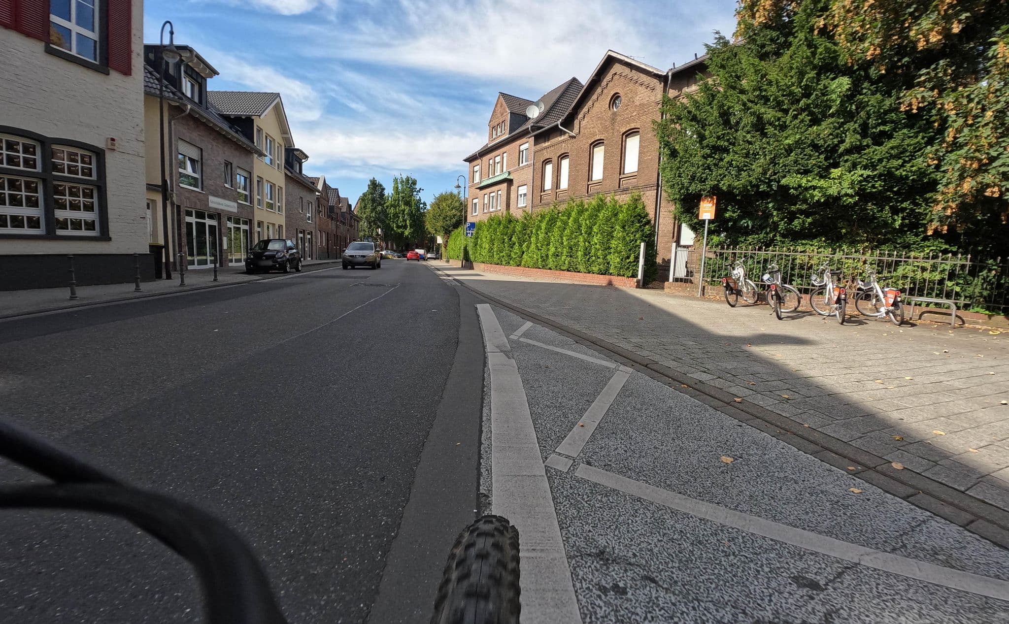 Street view near Abtei Hotel, Glessen — © countzero5 (CC BY-SA · Mapillary)