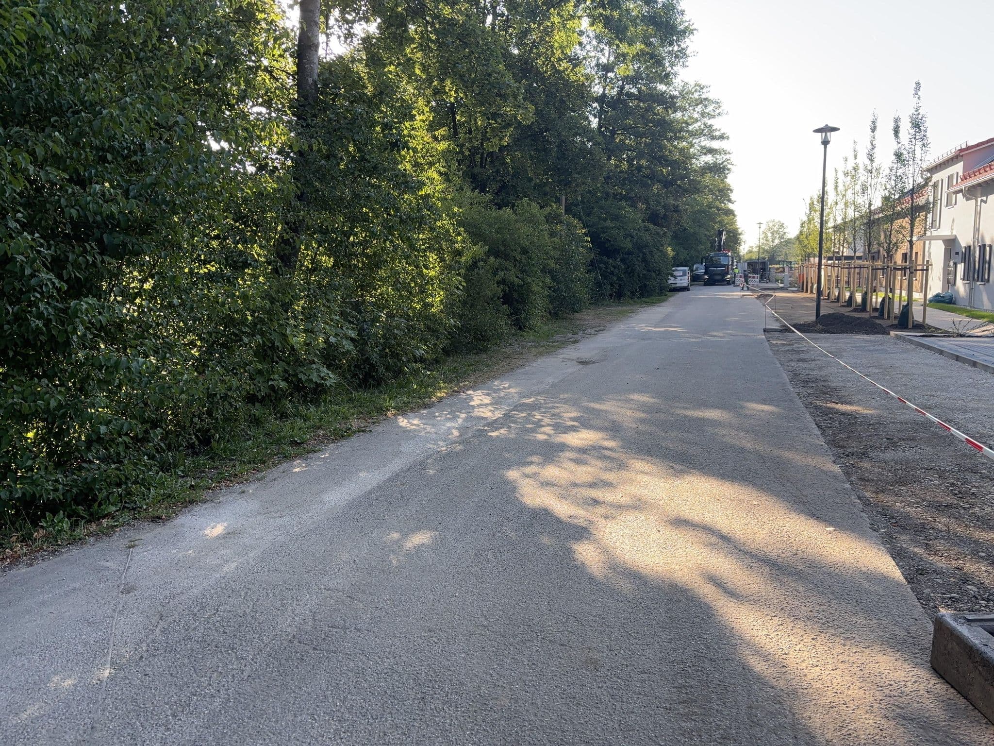 Street view near Pension Lankes, Oberschleißheim — © cbarquero (CC BY-SA · Mapillary)