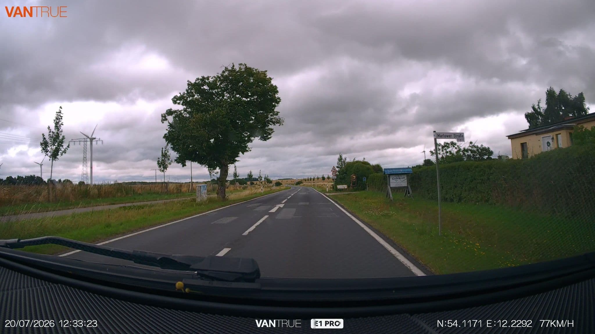 Street view near Pension Küstenkind, Bentwisch — © LordOslo (CC BY-SA · Mapillary)
