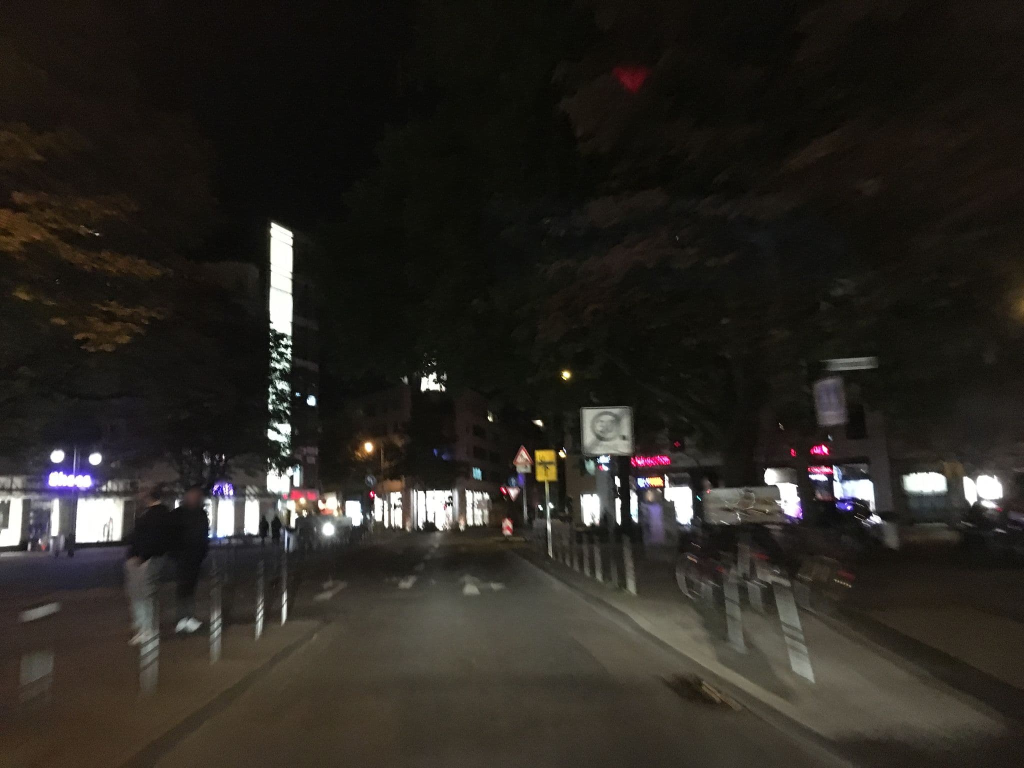 Street view near Limehome Köln Friesenplatz, Köln — © chuck (CC BY-SA · Mapillary)