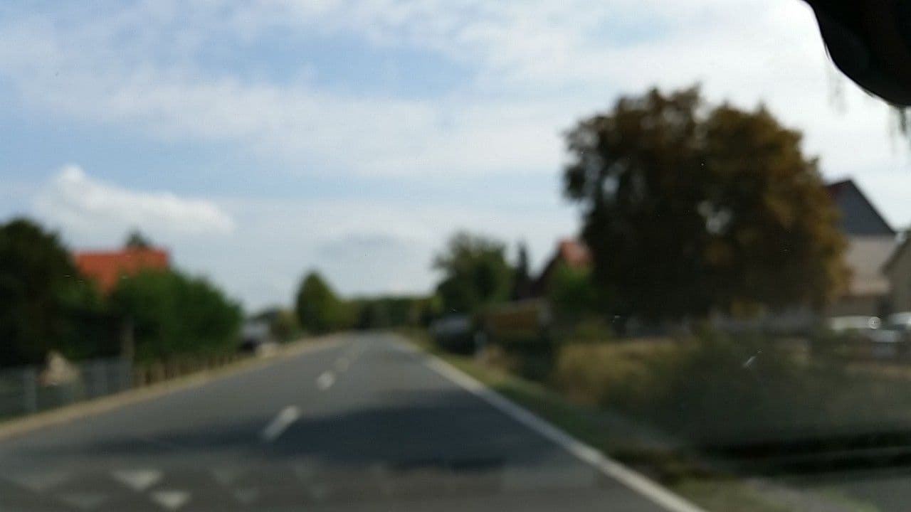 Street view near Ferienwohnung Zur Alten Schmiede, Artern — © tian (CC BY-SA · Mapillary)