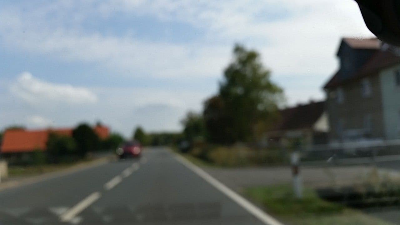 Street view near Ferienwohnung Schönfeld, Artern — © tian (CC BY-SA · Mapillary)