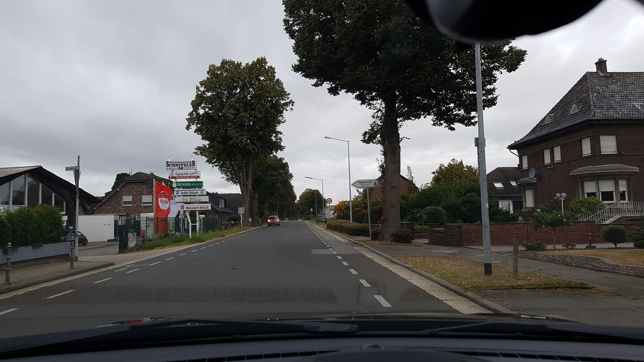 Street view near Feierabend Elsdorf, Elsdorf — © bigpapa2908 (CC BY-SA · Mapillary)