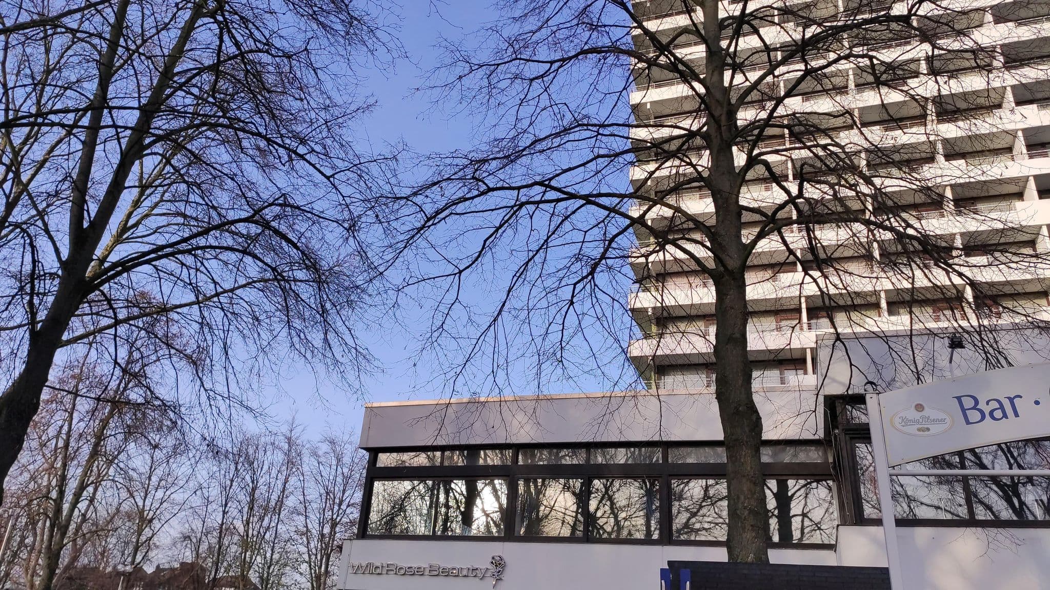 Street view near PLAZA Hotel Gelsenkirchen, Gelsenkirchen — © geogladbecker (CC BY-SA · Mapillary)