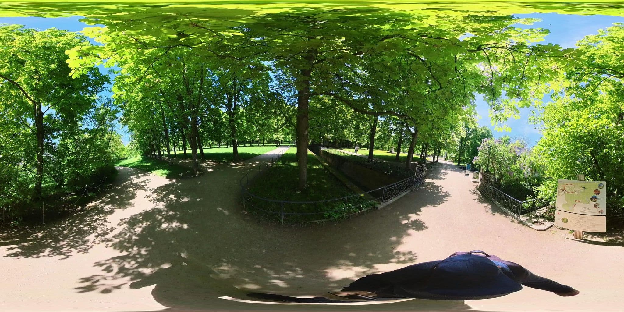 Street view near Wächterhaus, Pillnitz — © osmplus_org (CC BY-SA · Mapillary)