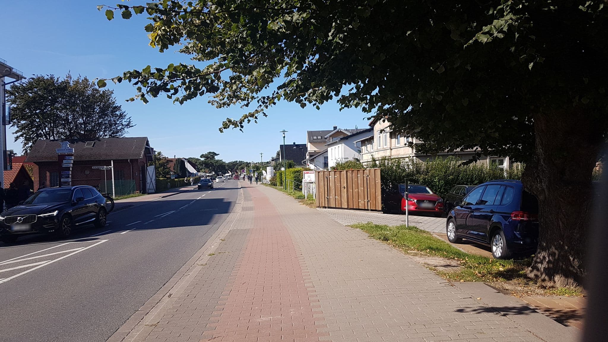 Street view near Villa Rosa, Glowe — © snowdiver (CC BY-SA · Mapillary)
