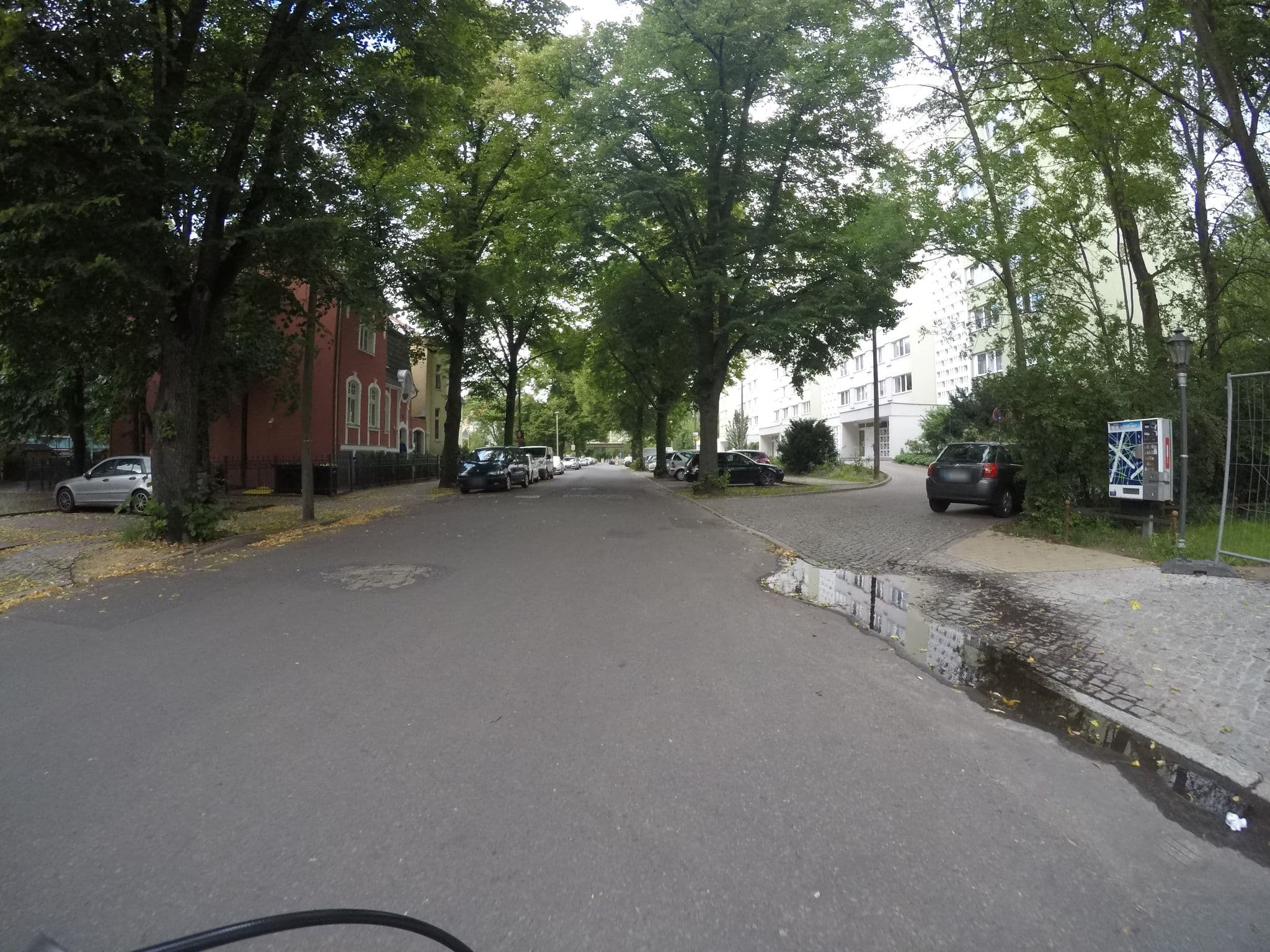 Street view near Amaroo Apartment Kiewitt, Potsdam — © mapiman (CC BY-SA · Mapillary)