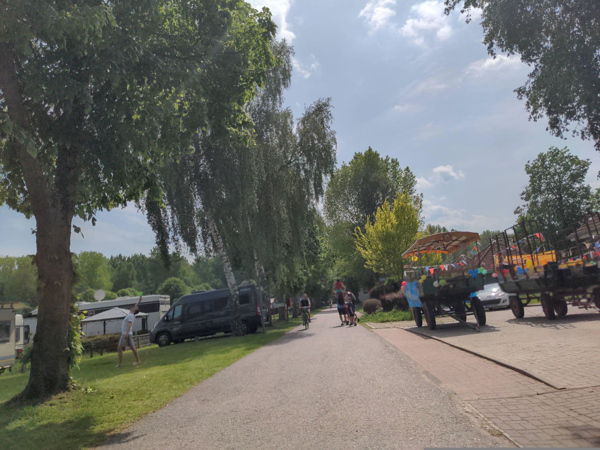 Street view near Regenbogen-Camp, Ostseebad Boltenhagen — © rasmustravemnd (CC BY-SA · Mapillary)