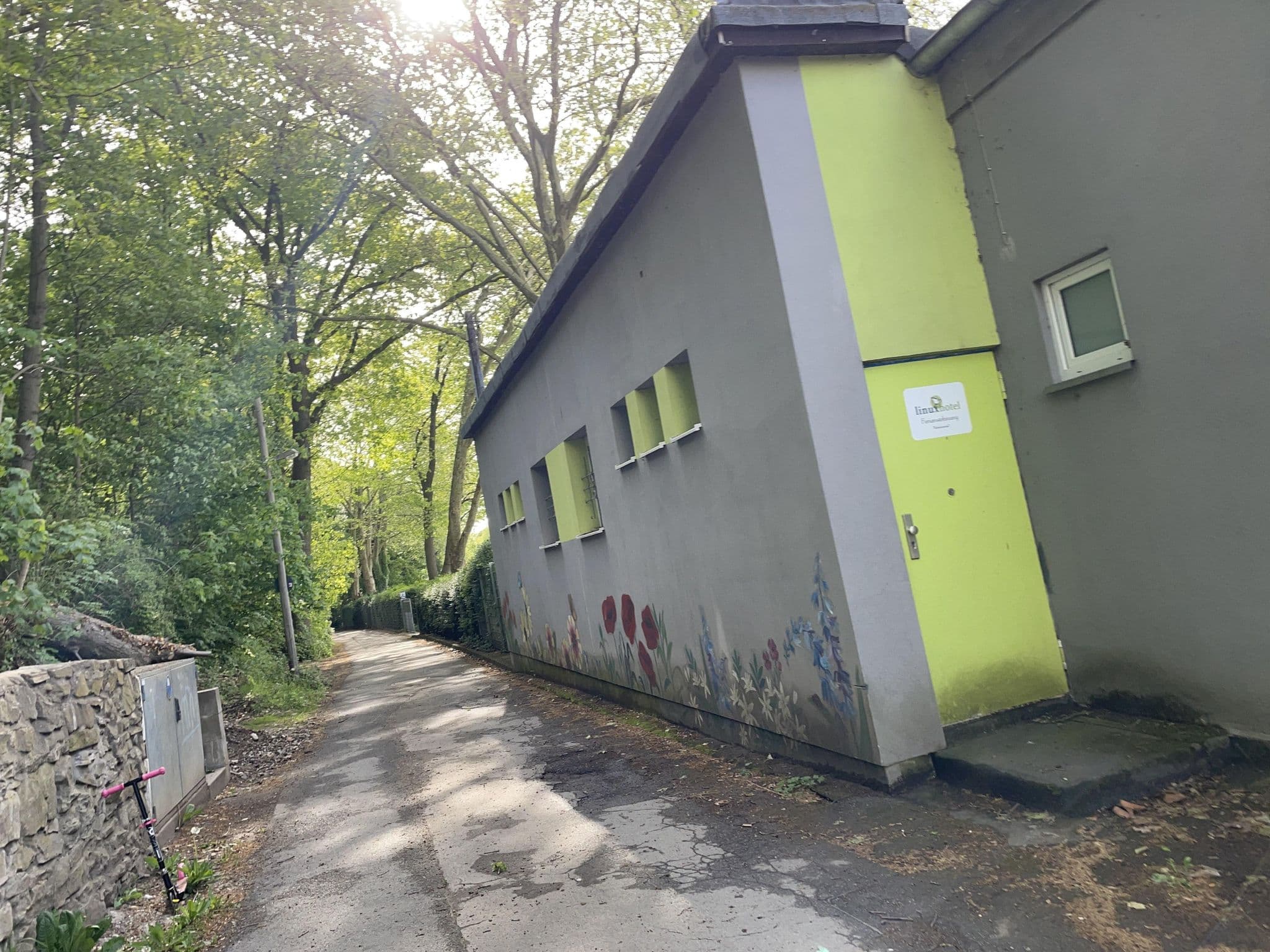 Street view near Ruhrcamping, Überruhr-Holthausen — © carlheinz (CC BY-SA · Mapillary)