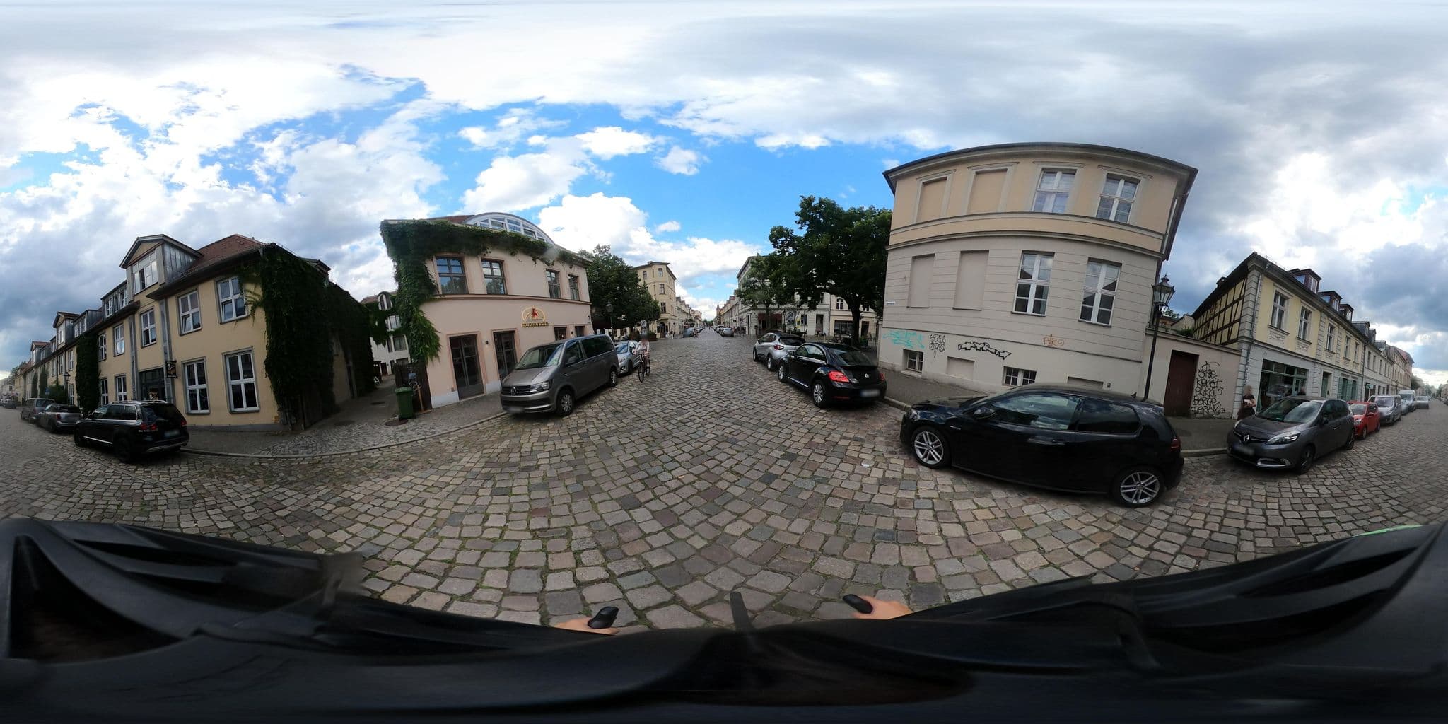 Street view near Altstadt Hotel, Potsdam — © britiger (CC BY-SA · Mapillary)