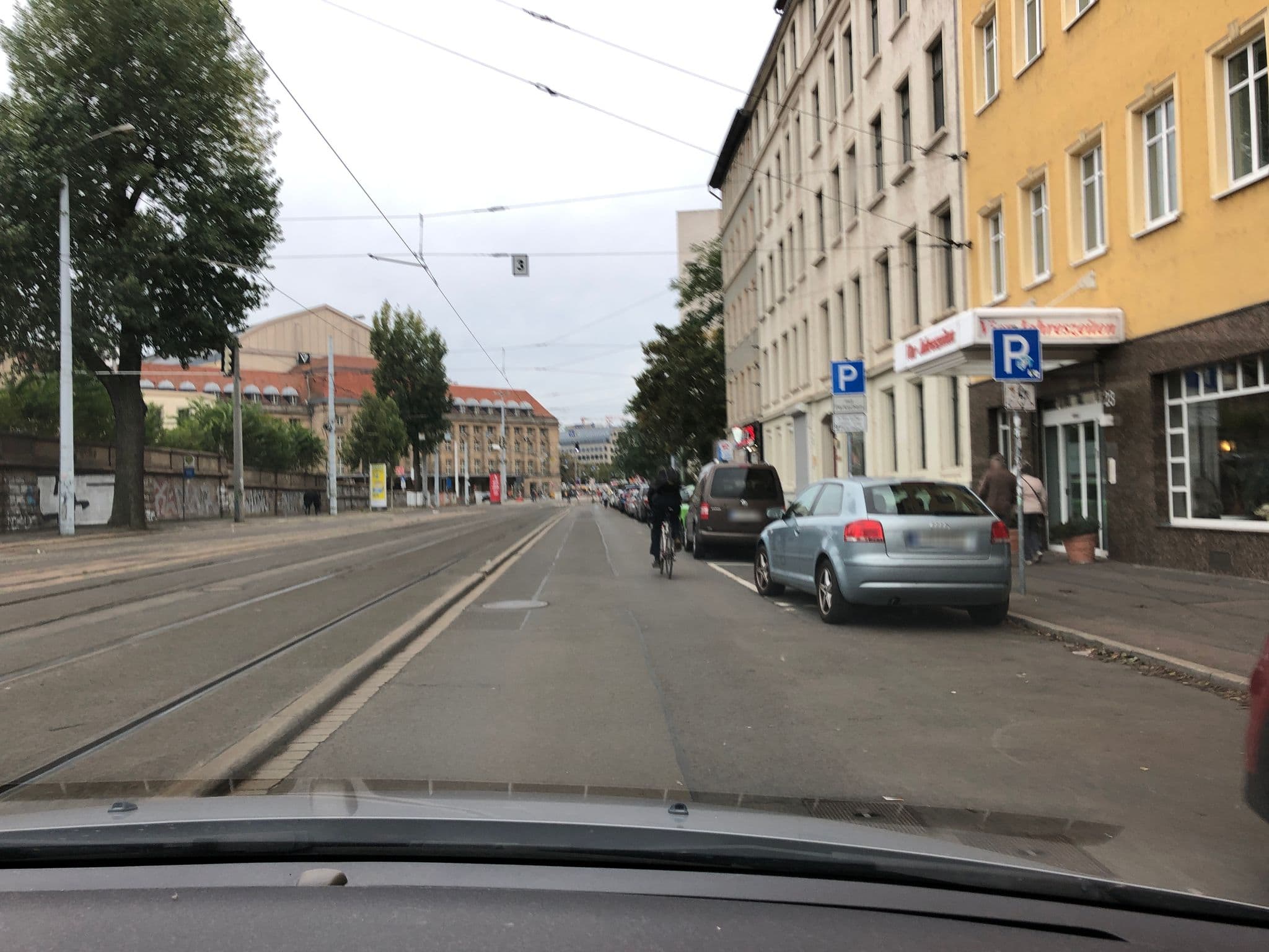 Street view near Big Mama, Leipzig — © bejotel (CC BY-SA · Mapillary)