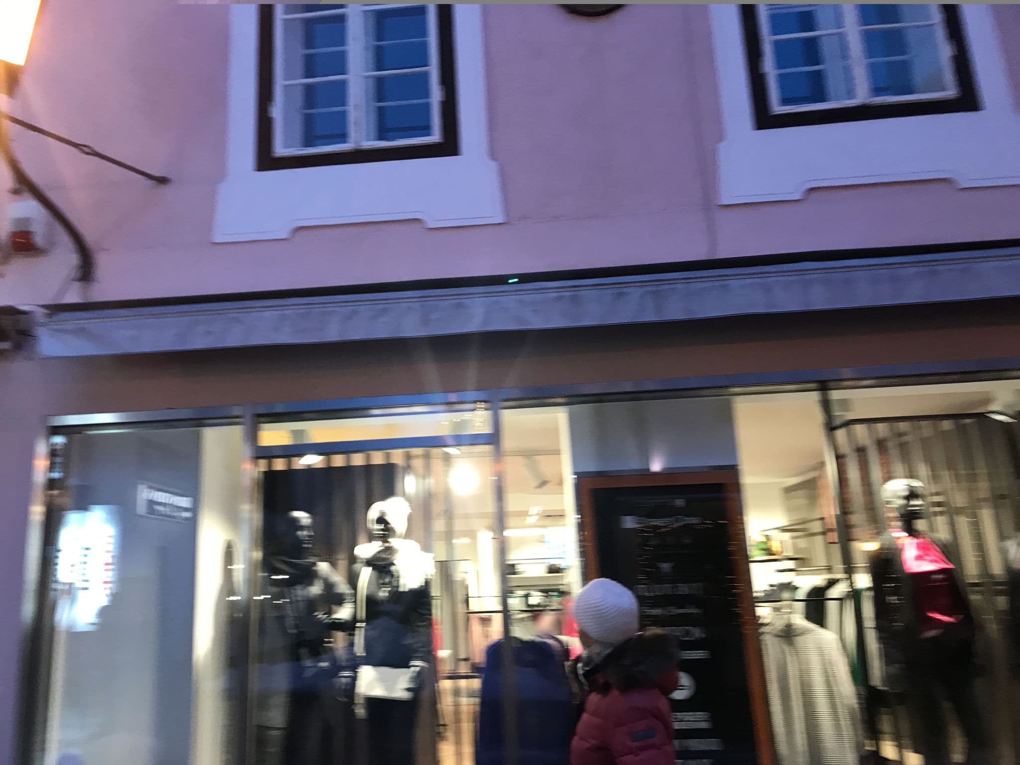 Street view near Two Timez, Zell am See — © alekseyrm (CC BY-SA · Mapillary)