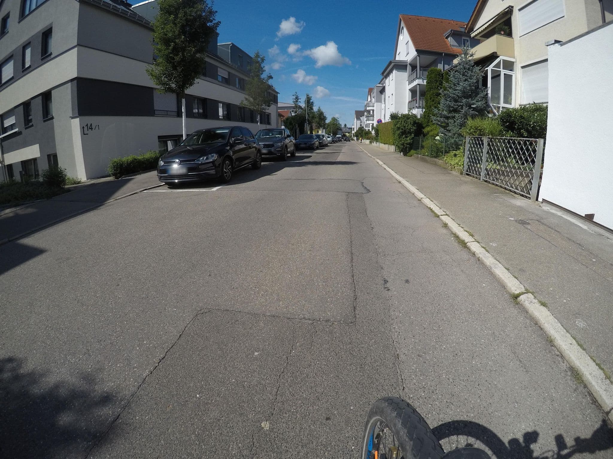 Street view near Hotel Garni Böckle-Dannwolf, Böblingen — © mfa (CC BY-SA · Mapillary)