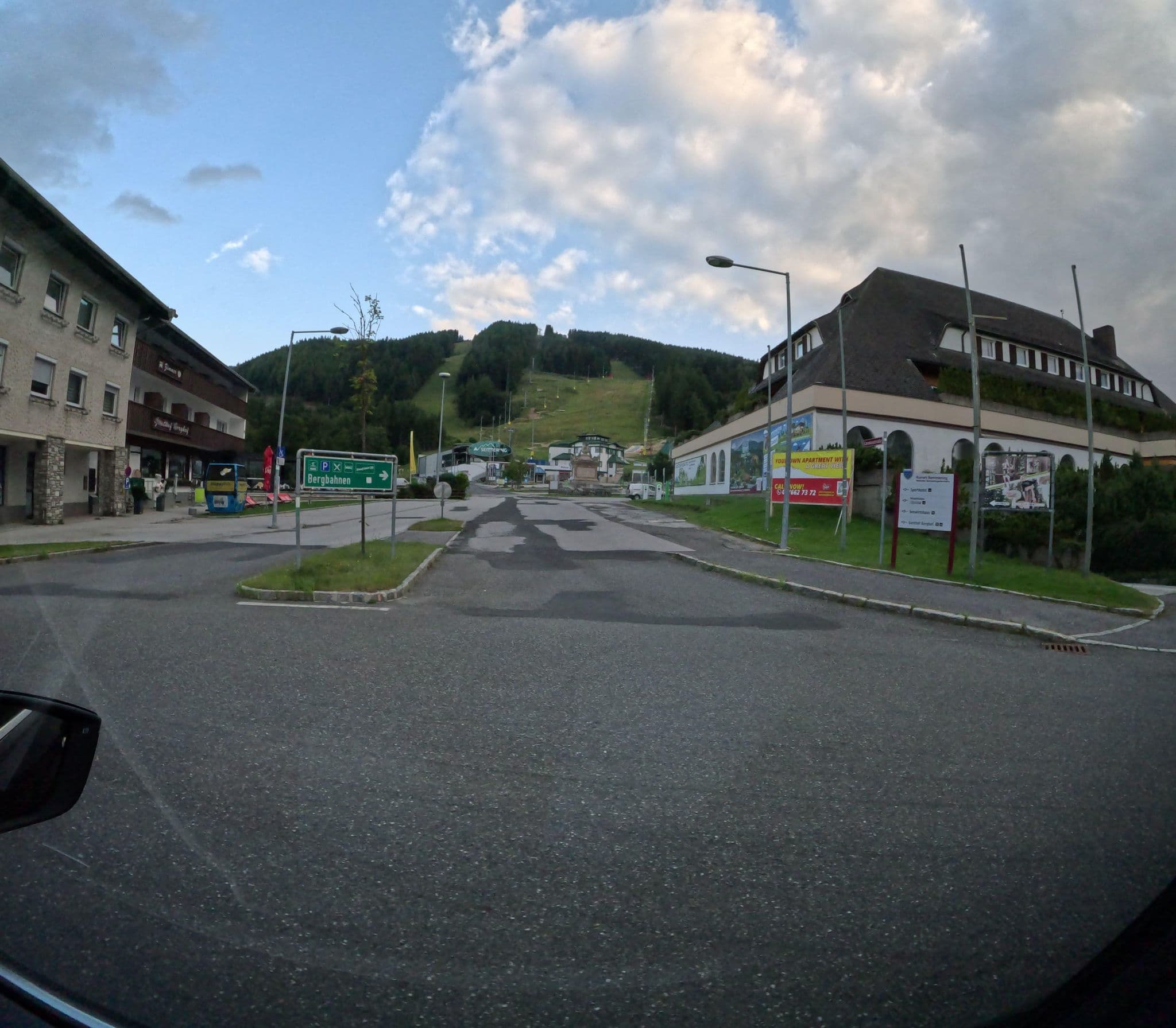 Street view near Pension Central, Reichenau an der Rax — © erias (CC BY-SA · Mapillary)
