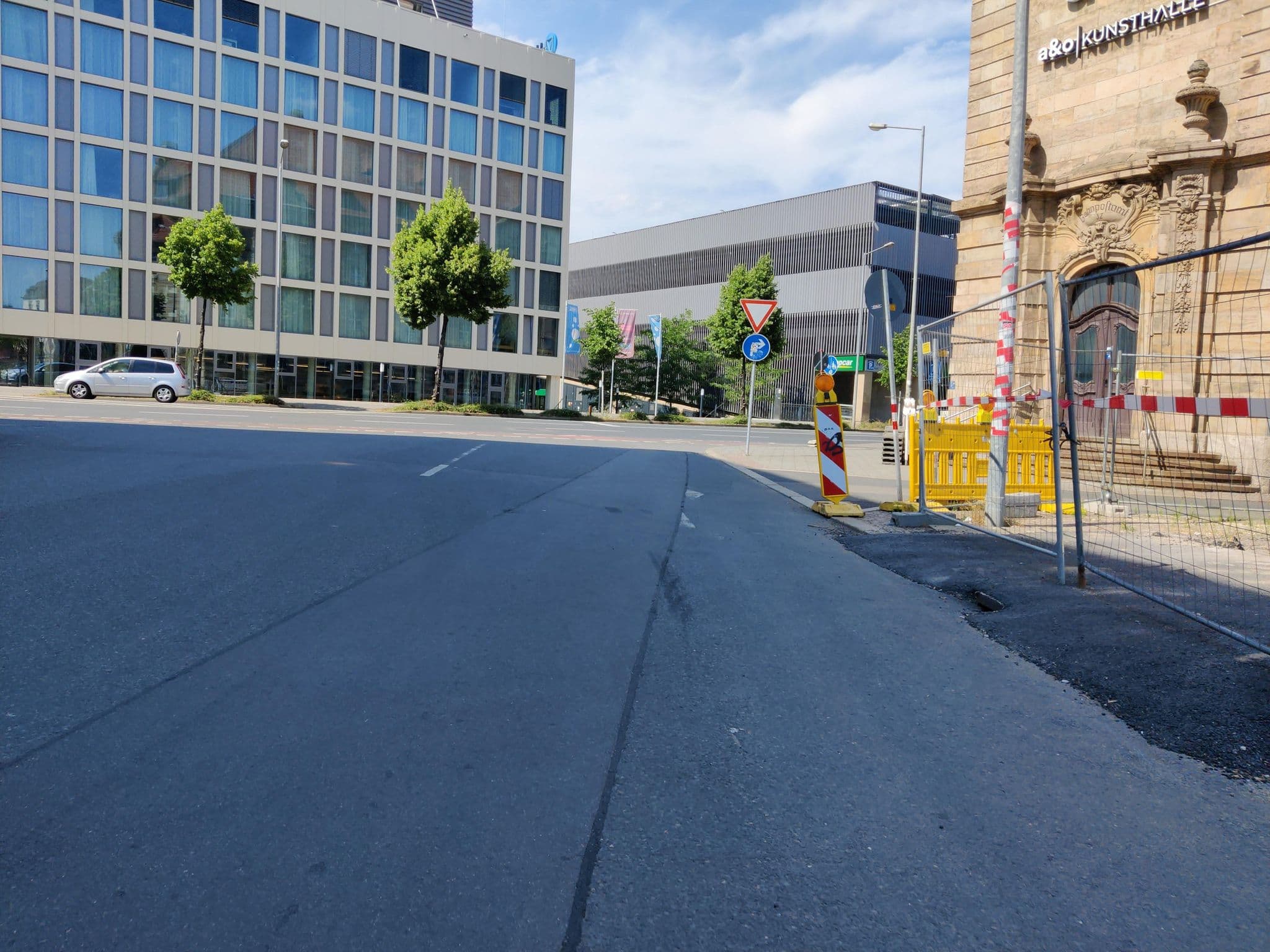 Street view near A&O Hostel, Leipzig — © kopra (CC BY-SA · Mapillary)