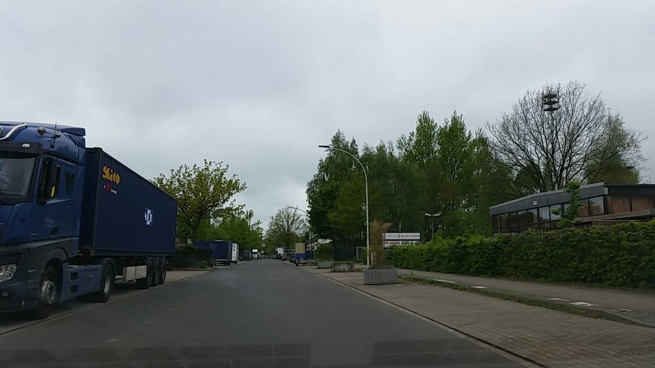 Street view near Pension Wulff, Osdorf — © tian (CC BY-SA · Mapillary)