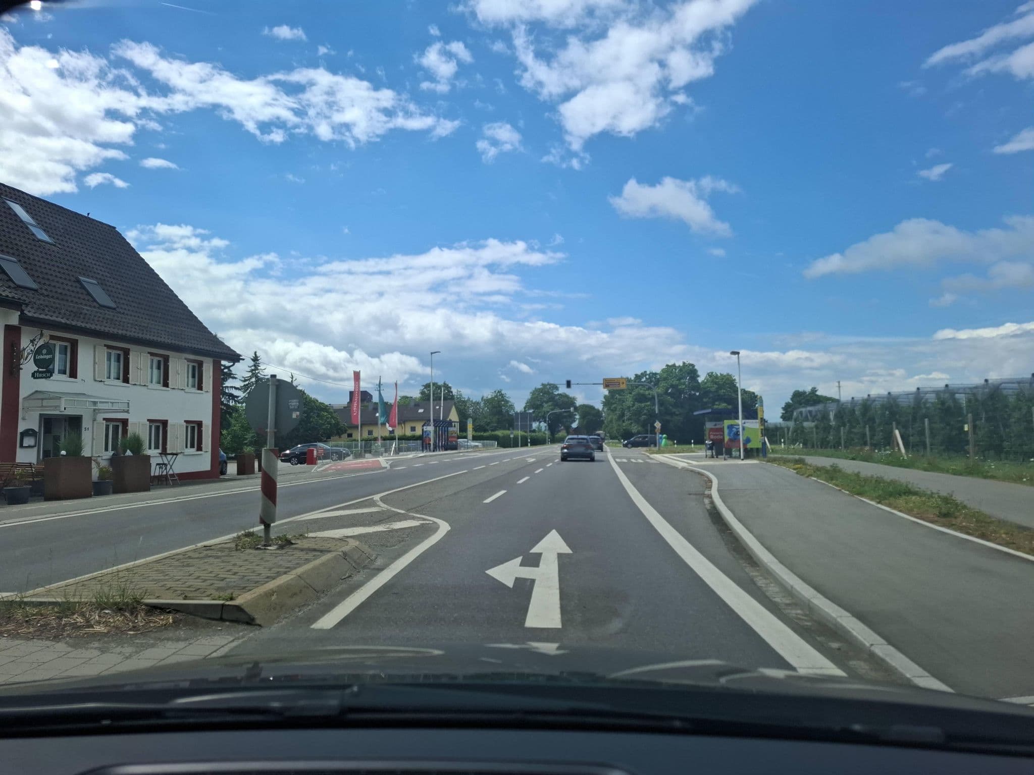 Street view near Gasthof zum Hirsch, Meckenbeuren — © bct (CC BY-SA · Mapillary)
