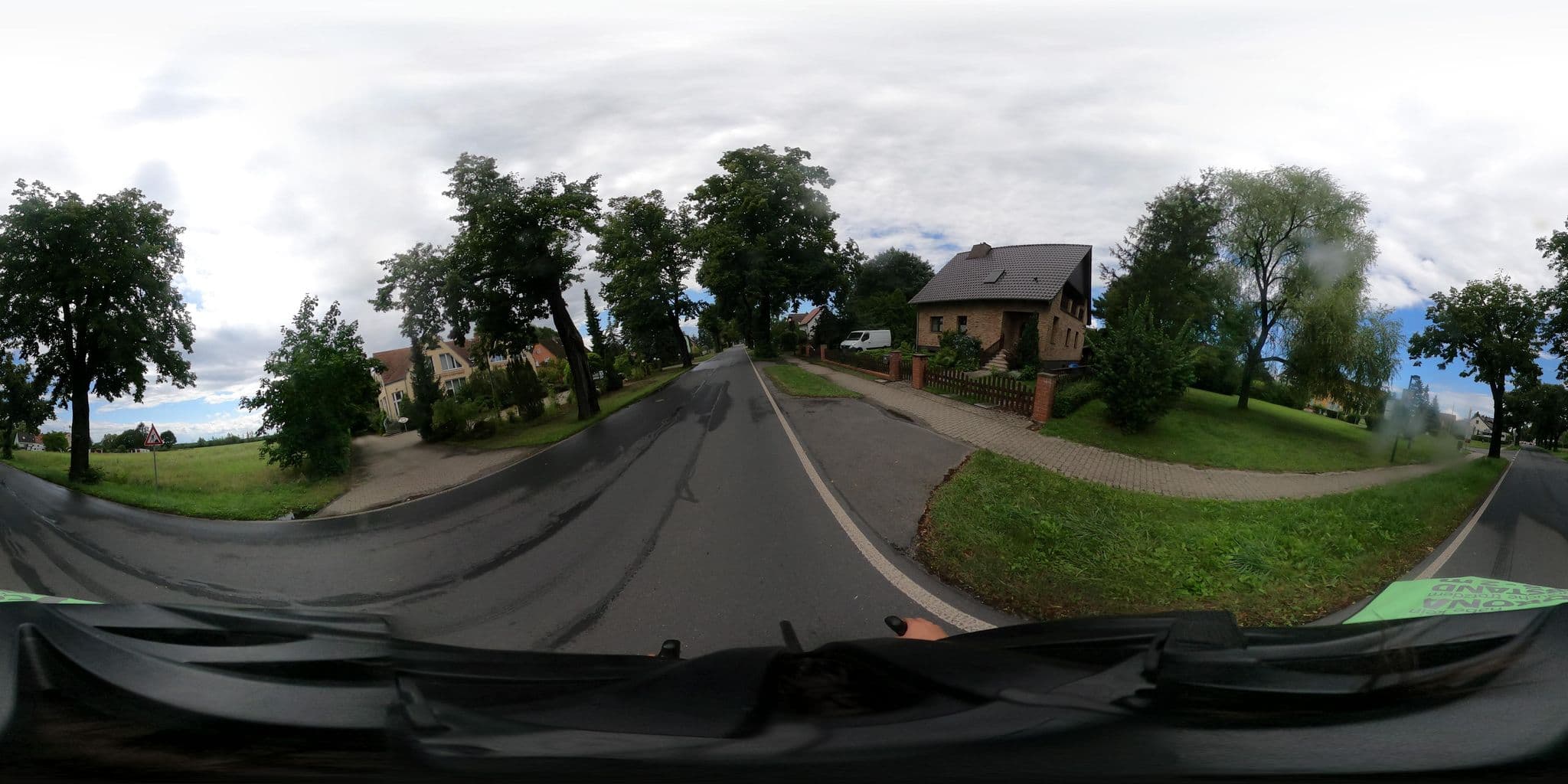 Street view near Landhaus zur alten Gärtnerei, Zossen — © britiger (CC BY-SA · Mapillary)