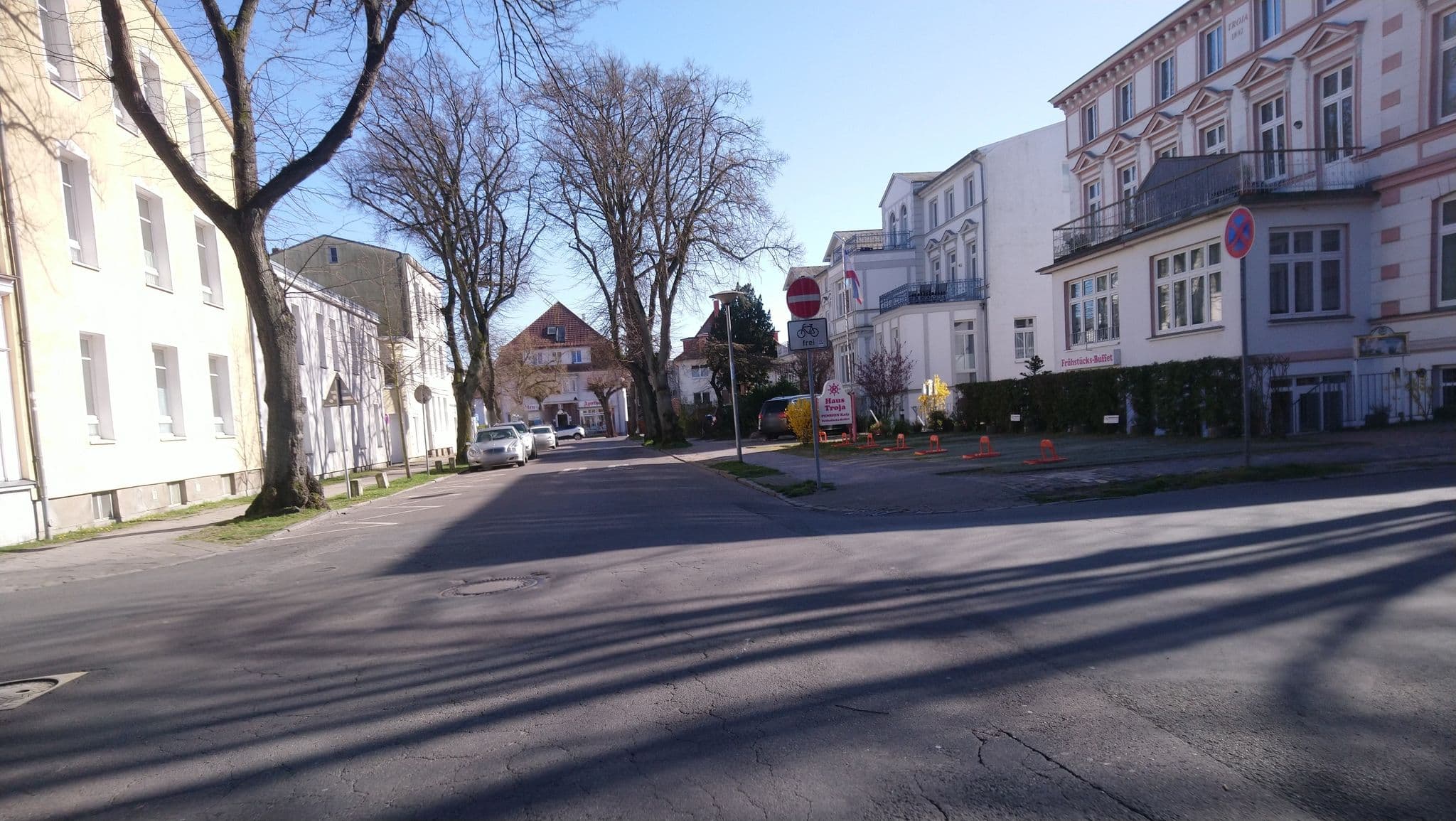 Street view near Pension Troja, Warnemünde — © 8of9 (CC BY-SA · Mapillary)
