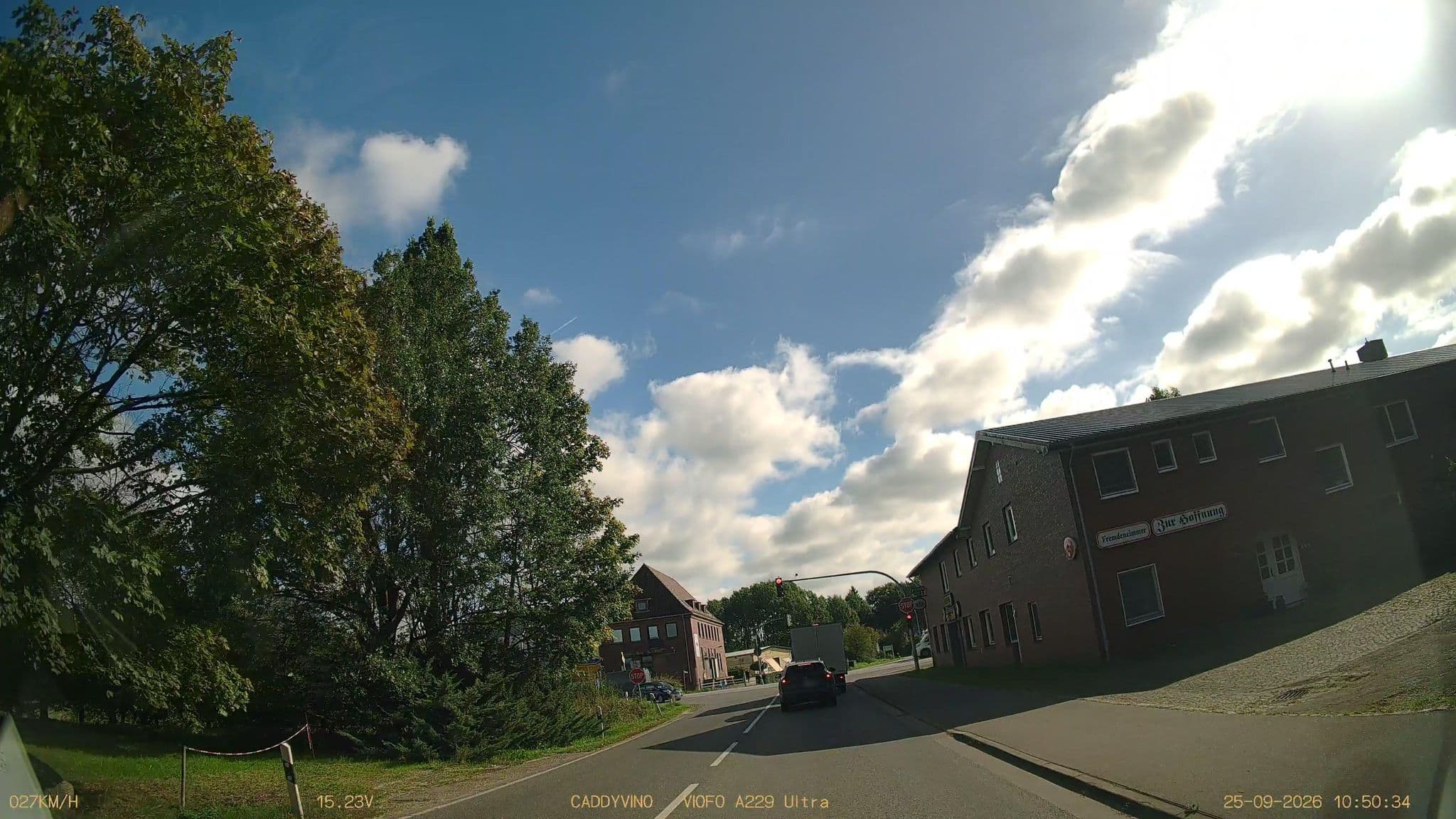 Street view near Zur Hoffnung, Alveslohe — © DruideBizeps (CC BY-SA · Mapillary)
