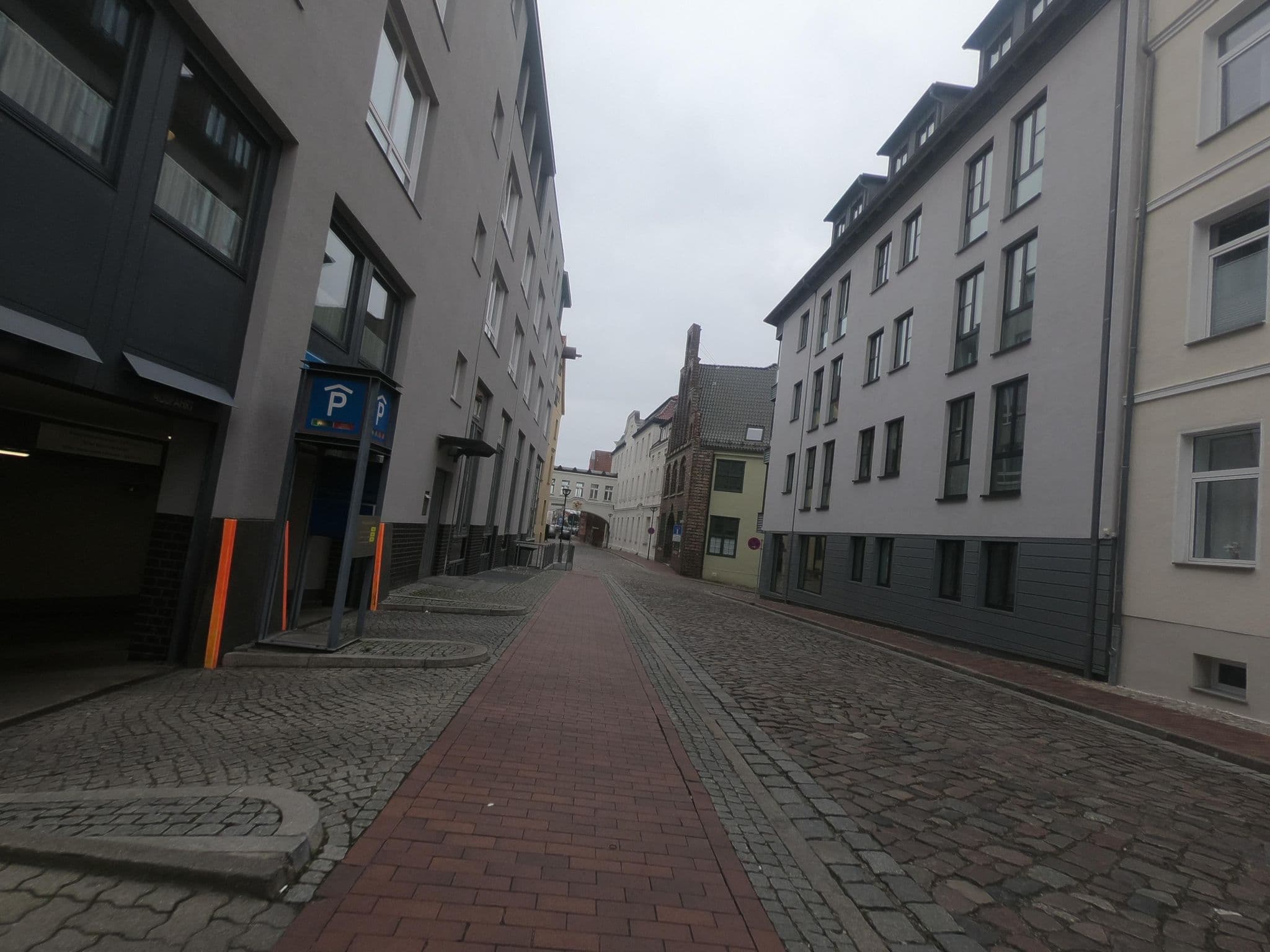 Street view near rostock apartment, Rostock — © 8of9 (CC BY-SA · Mapillary)
