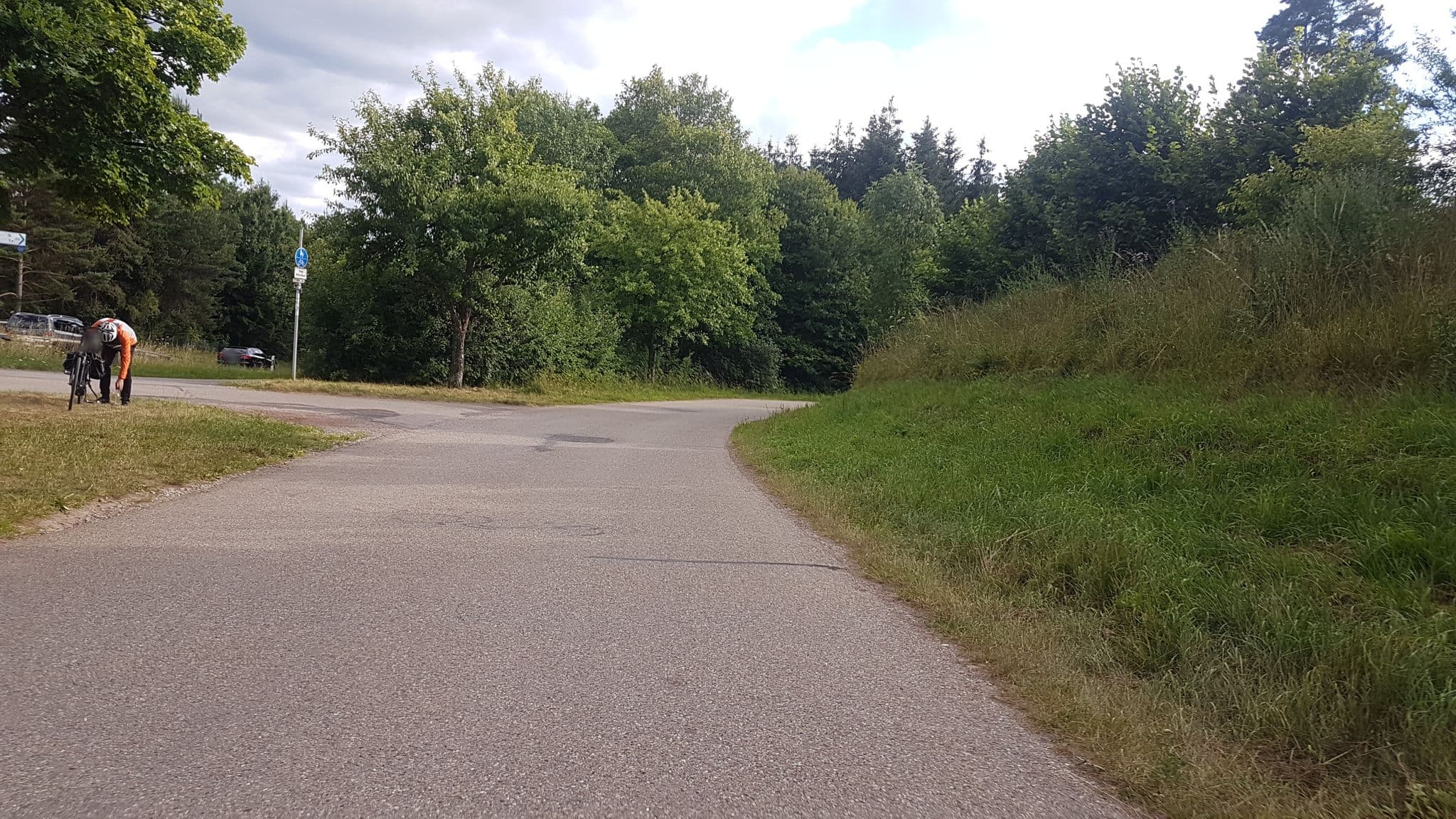 Street view near Jugendzeltplatz Villingen-Schwenningen, Mönchweiler — © changchun1 (CC BY-SA · Mapillary)