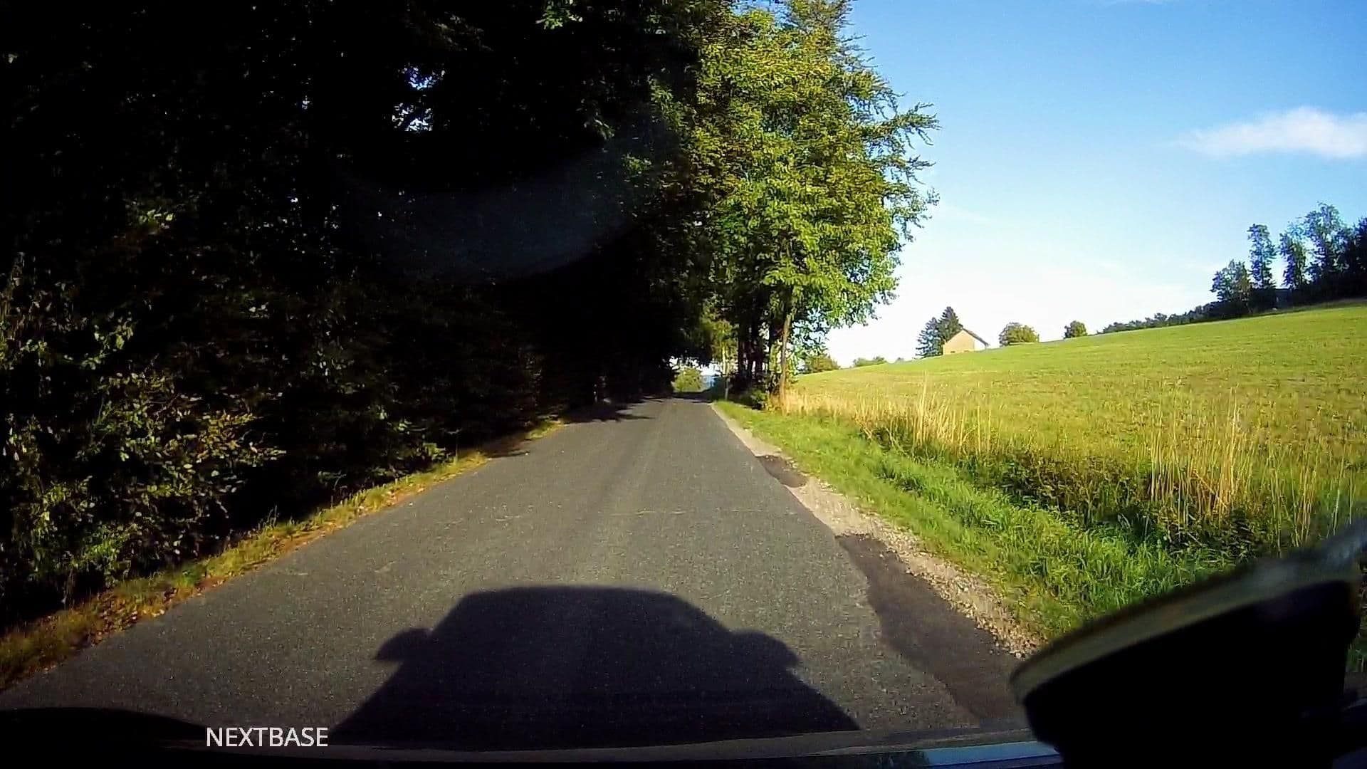Street view near Schöne Aussicht, Vlotho — © derlipper (CC BY-SA · Mapillary)