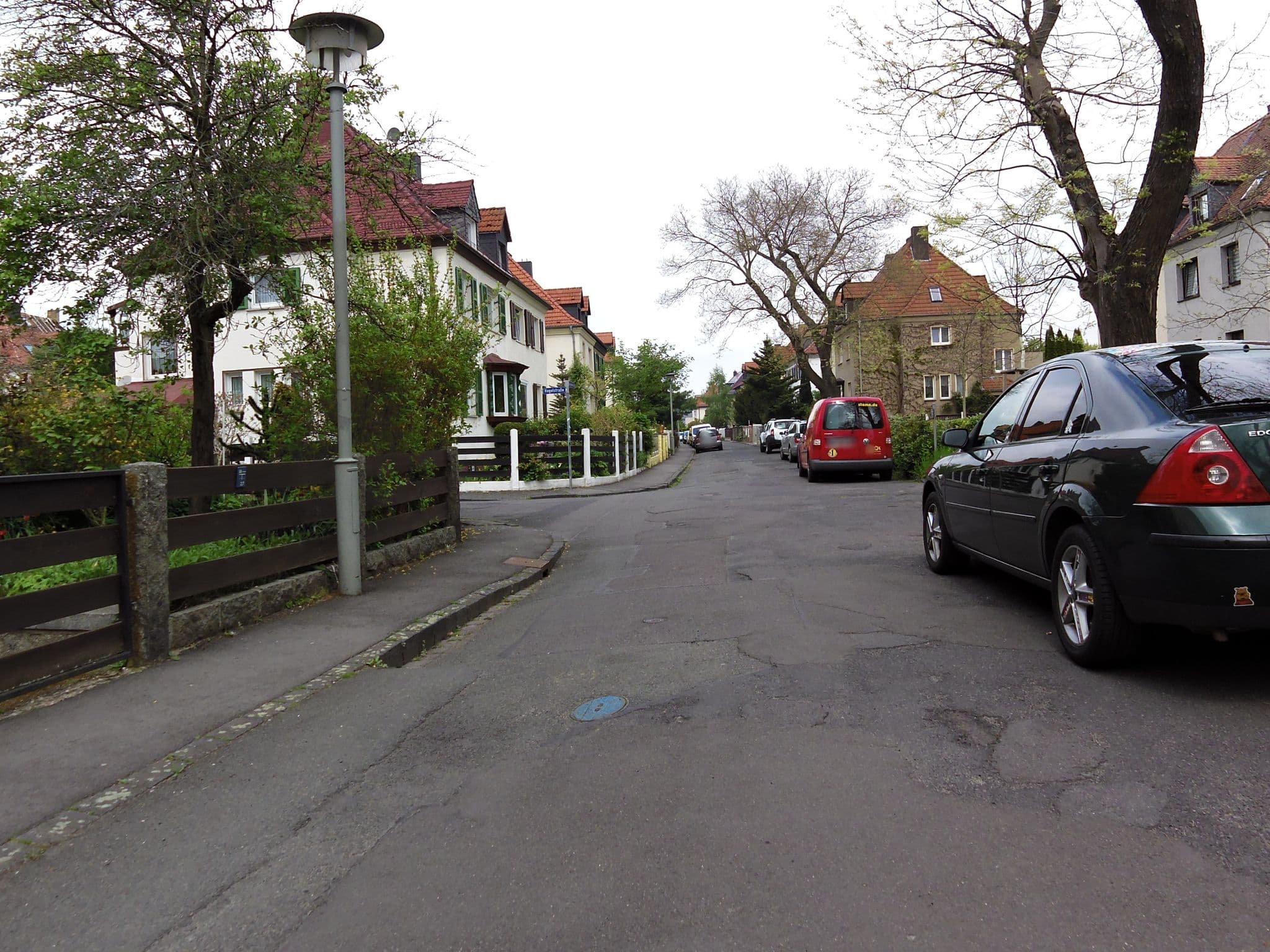 Street view near Schwalbennest, Gohlis — © zoegglmeyr (CC BY-SA · Mapillary)